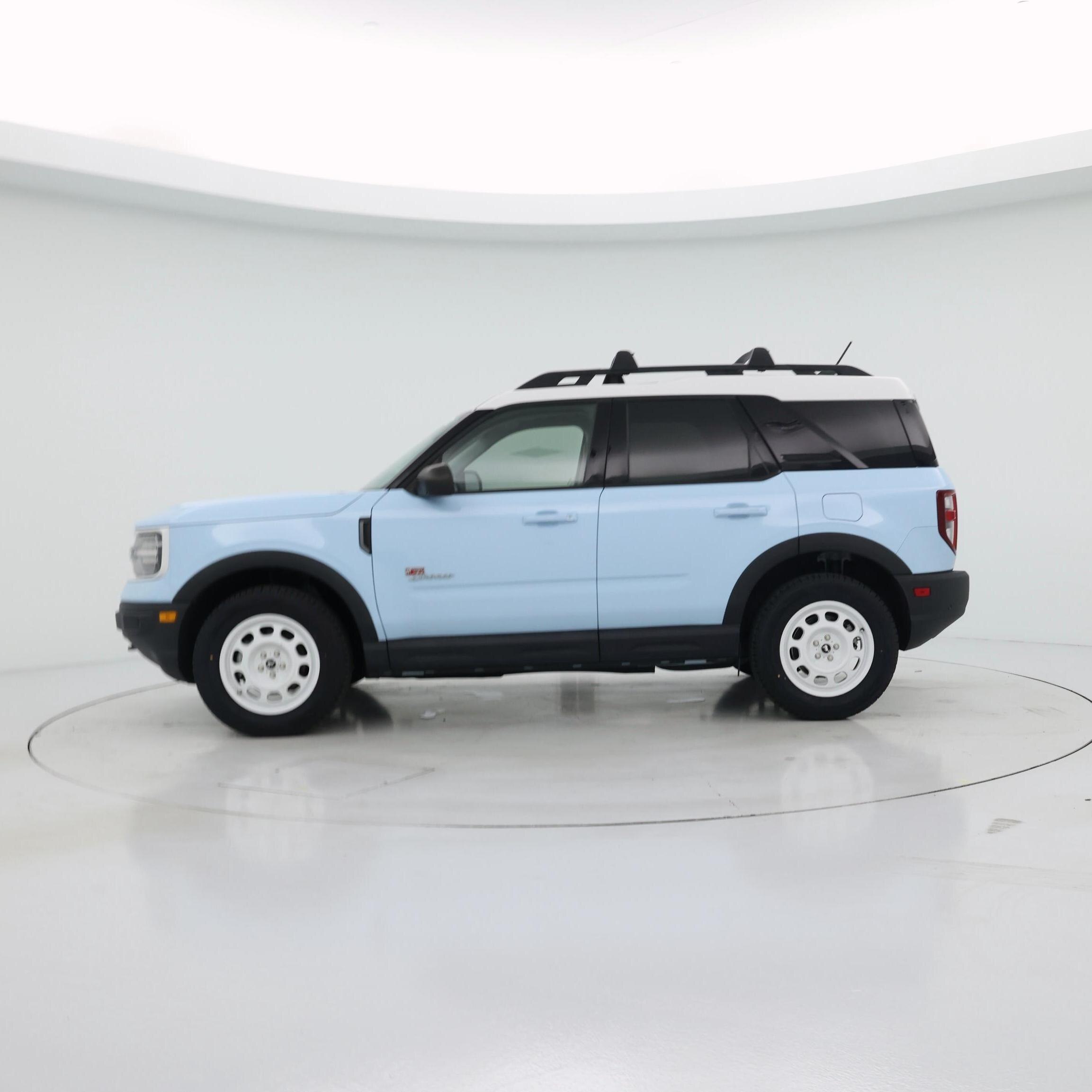 Thumbnail: 2023 Ford Bronco Sport - 3