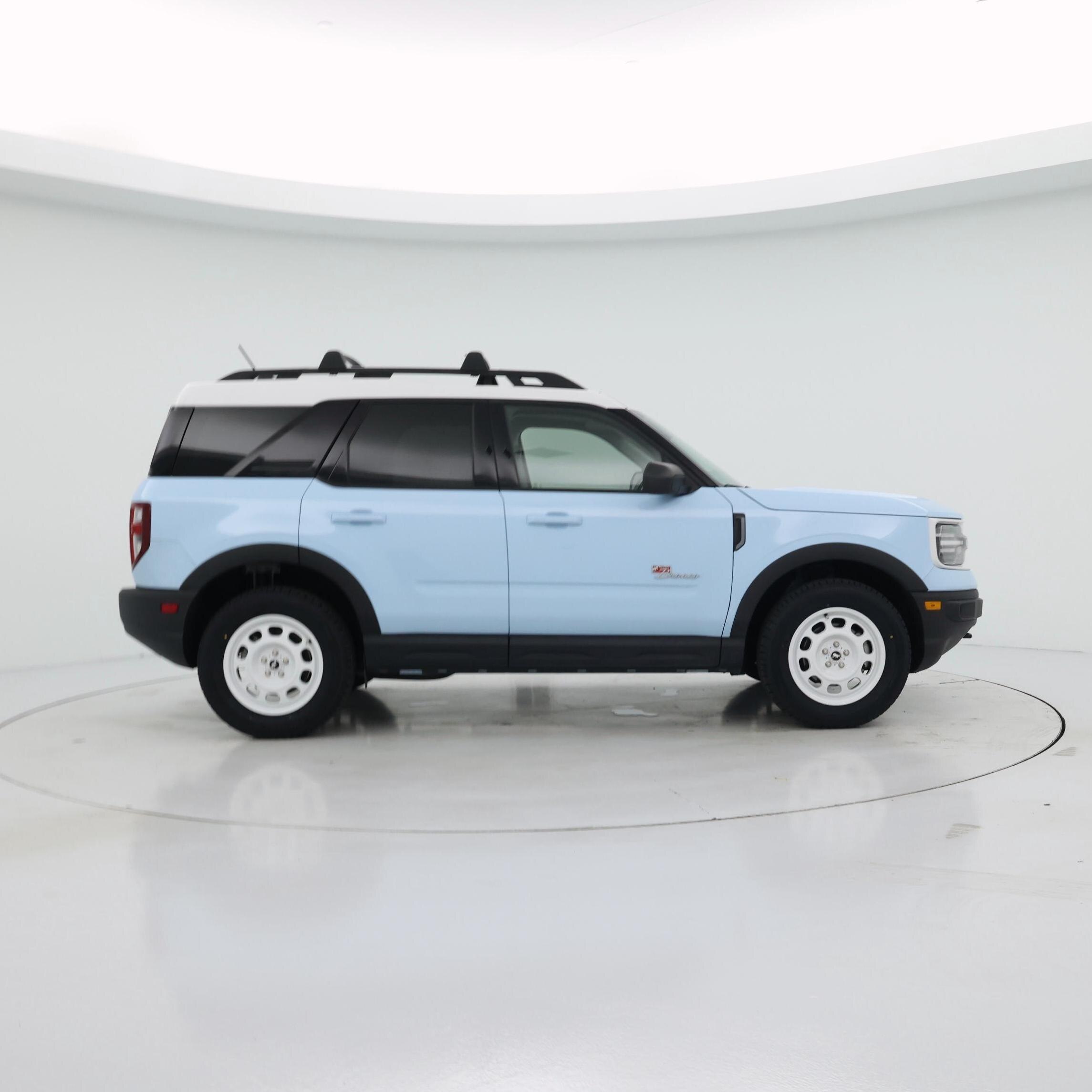 Thumbnail: 2023 Ford Bronco Sport - 7