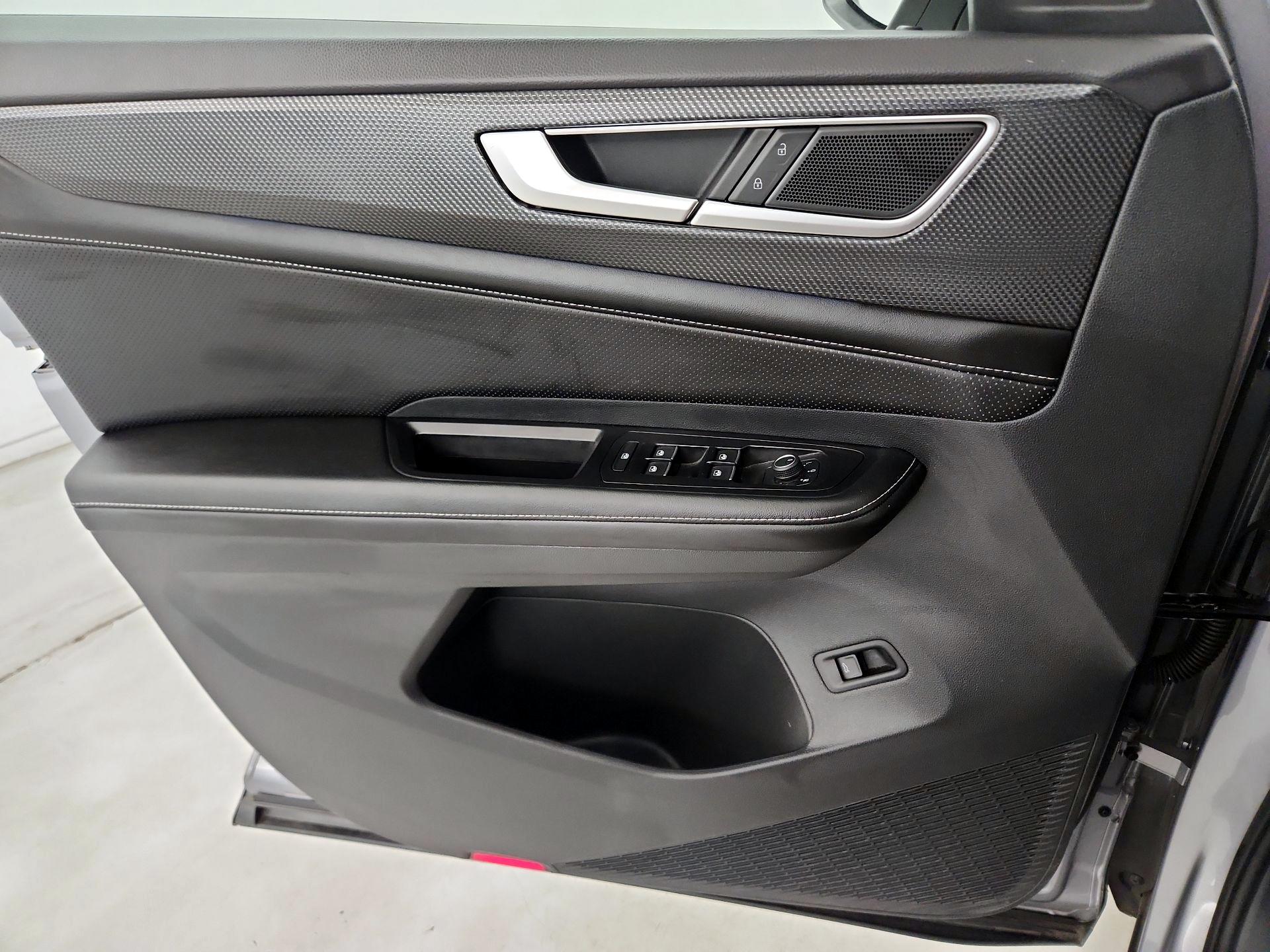 Thumbnail: 2024 Volkswagen Atlas - 12