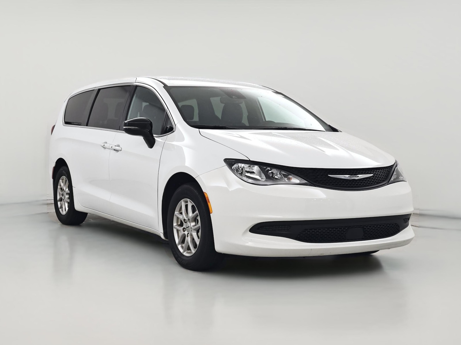 2025 Chrysler Voyager