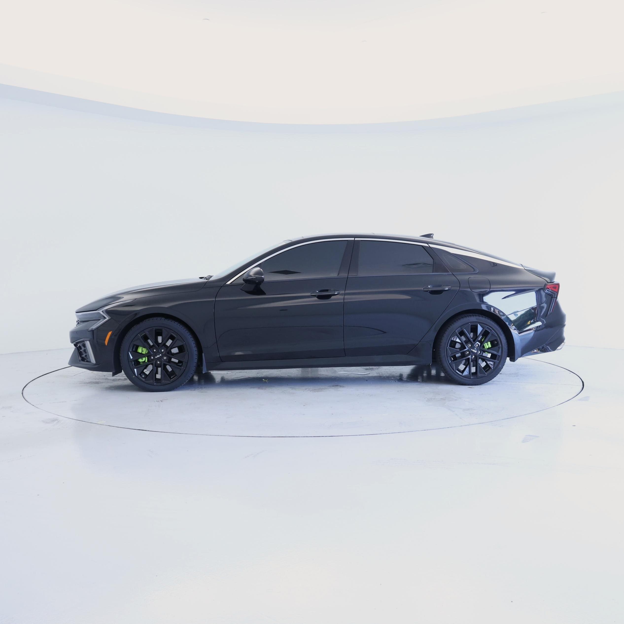 Thumbnail: 2025 Kia K5 - 3