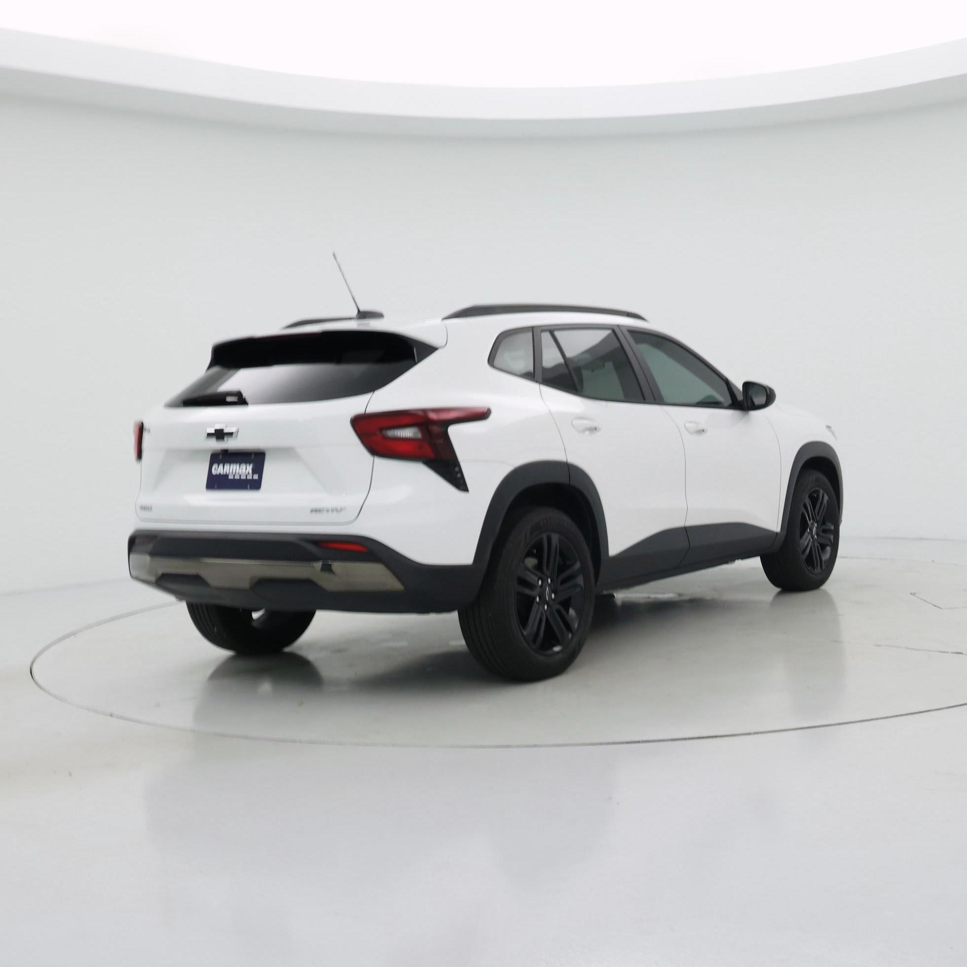 Thumbnail: 2024 Chevrolet Trax - 8