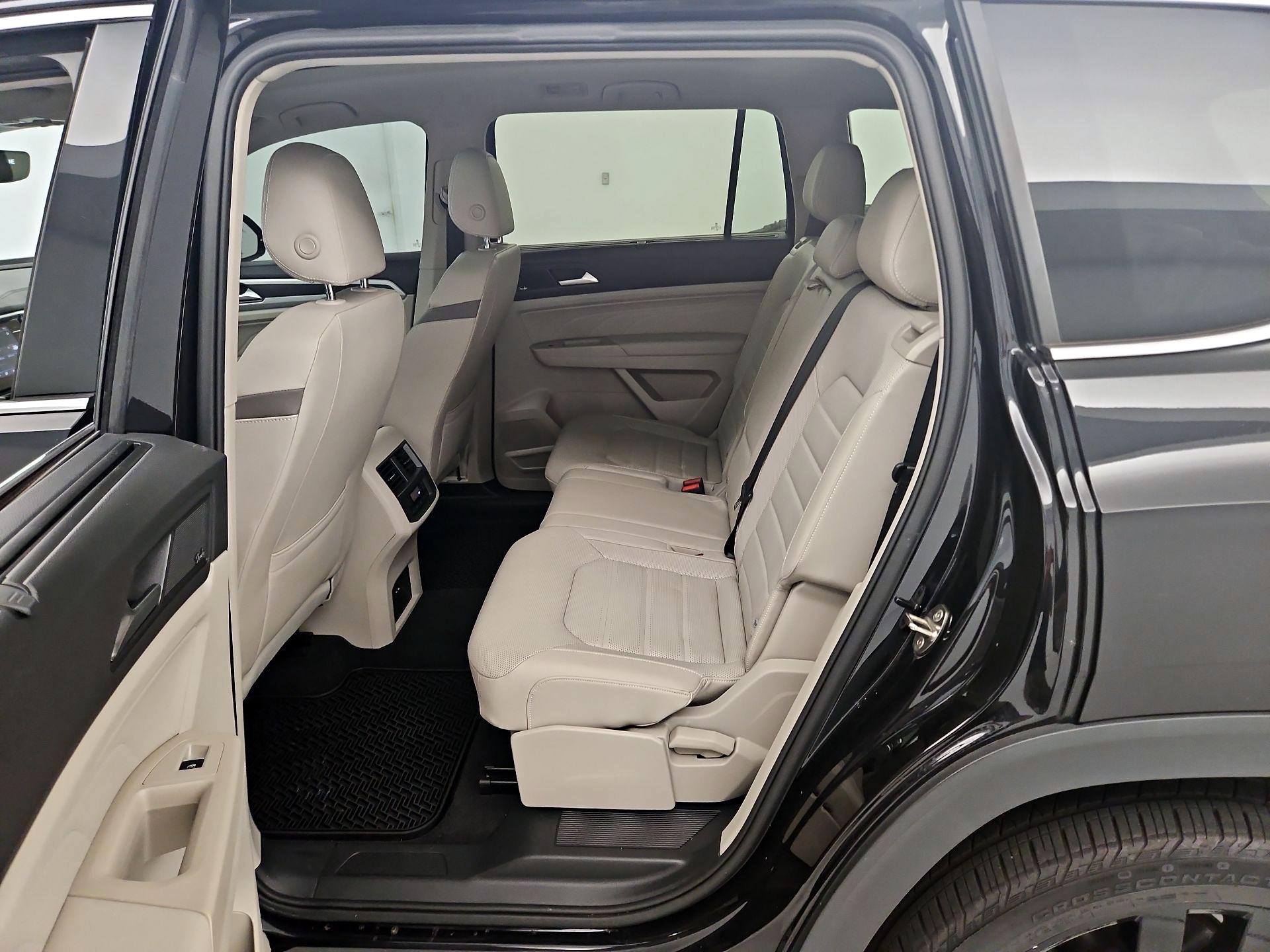 Thumbnail: 2021 Volkswagen Atlas - 20