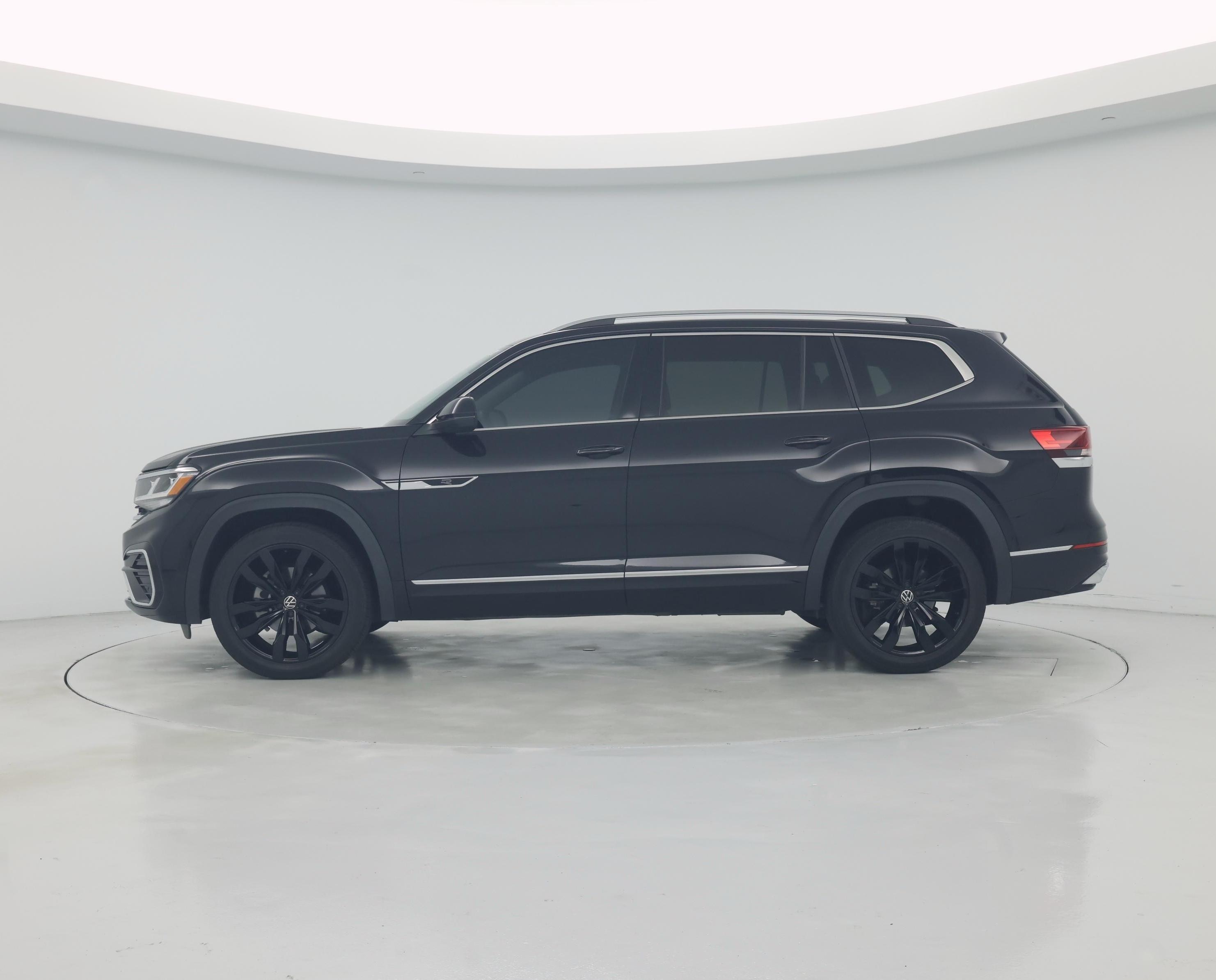 Thumbnail: 2021 Volkswagen Atlas - 3