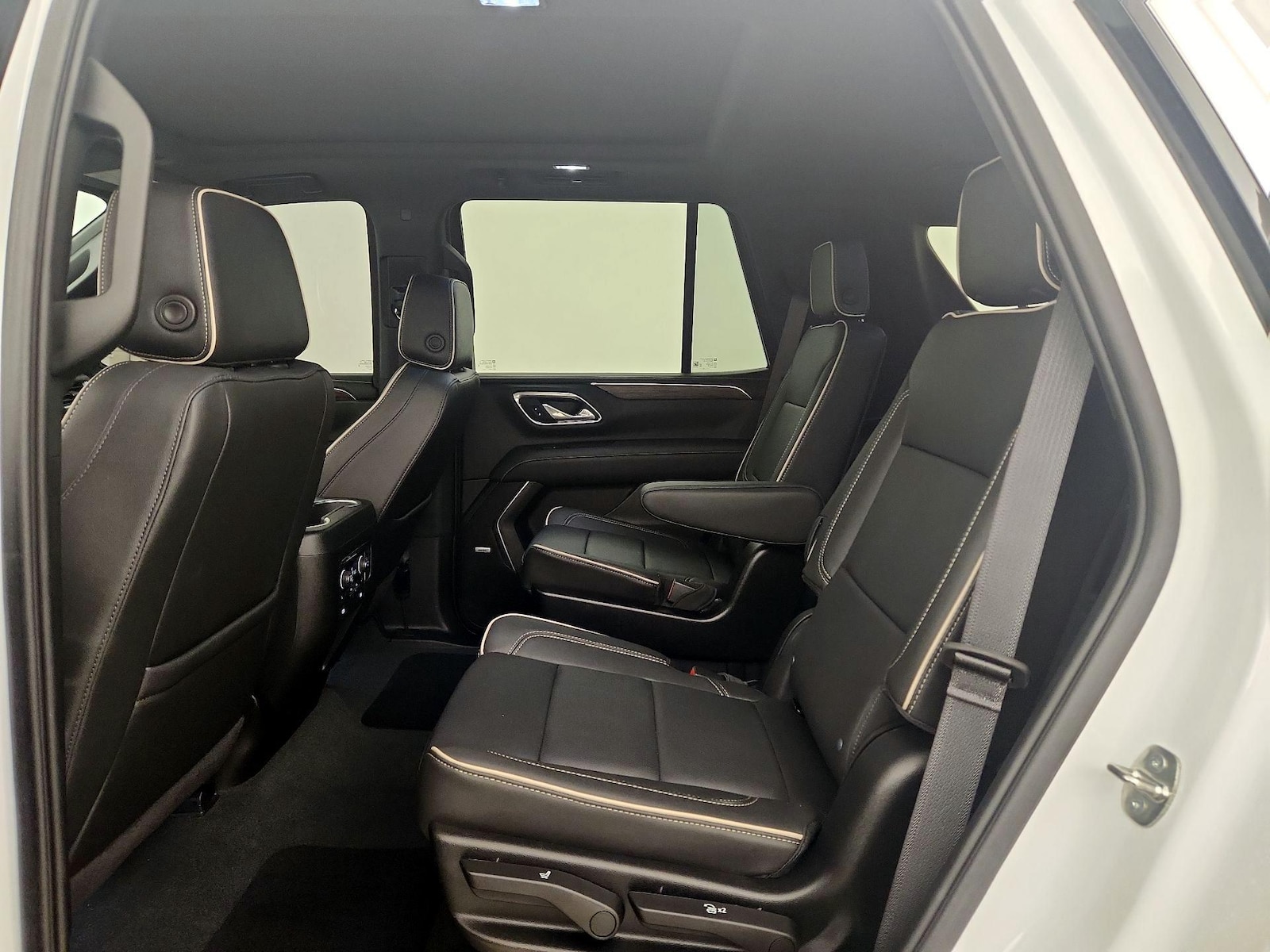 2024 Chevrolet Tahoe Premier - Photo 21