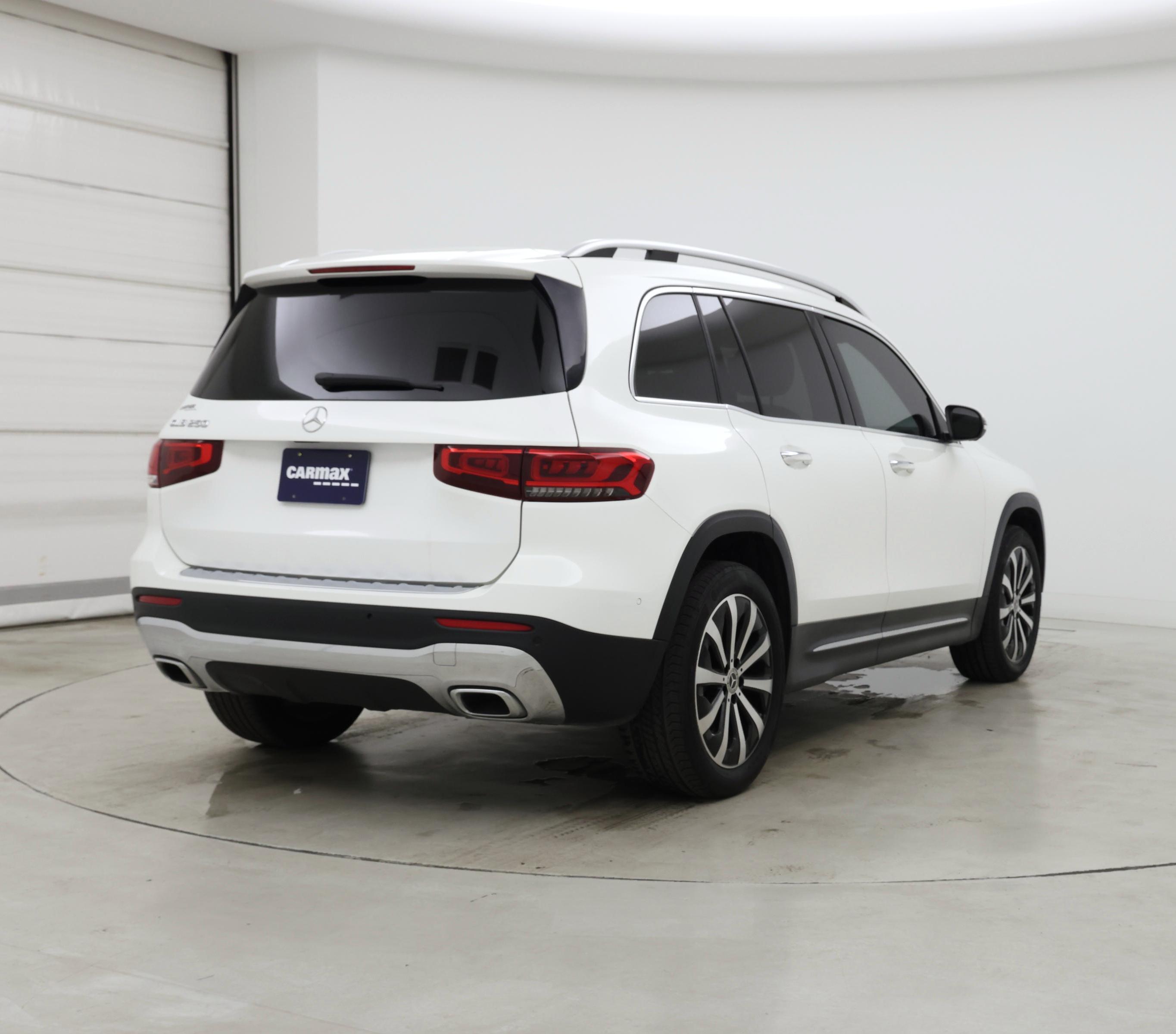 Thumbnail: 2021 Mercedes-Benz GLB - 8