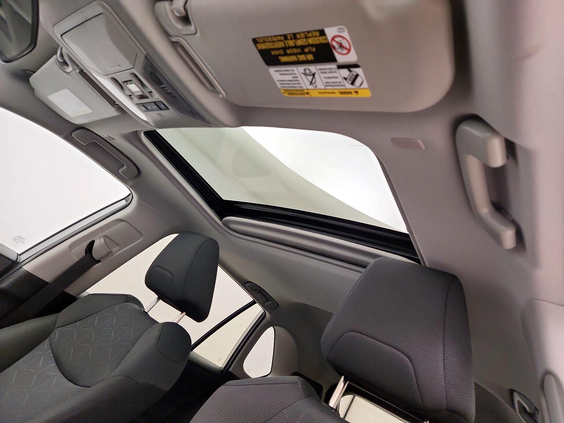 Thumbnail: 2025 Toyota RAV4 - 19
