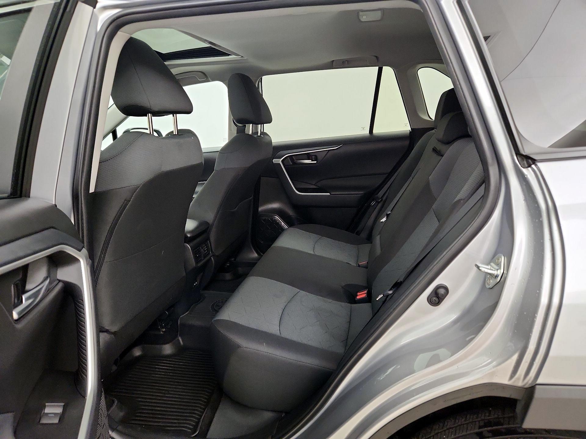 Thumbnail: 2025 Toyota RAV4 - 20
