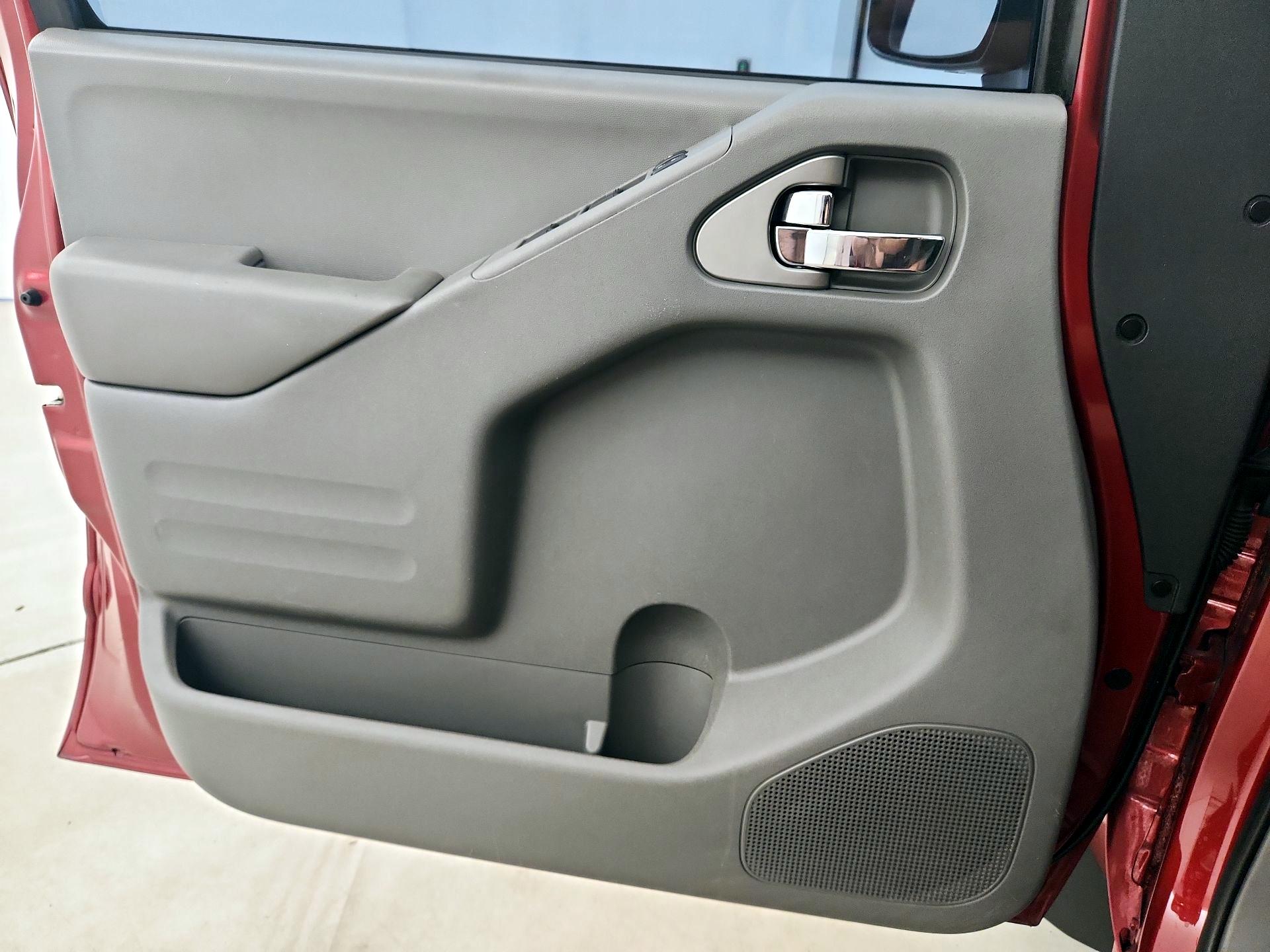 Thumbnail: 2021 Nissan Frontier - 12
