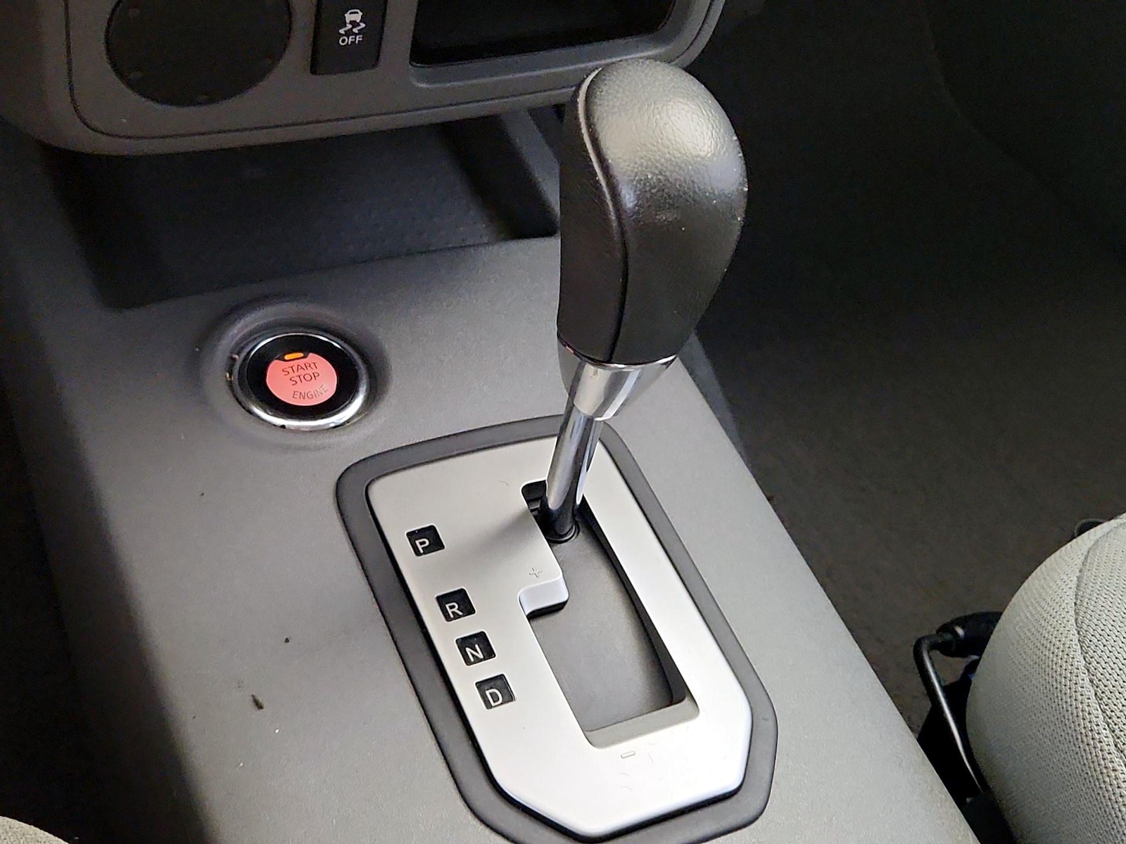 2021 Nissan Frontier SV - Photo 18