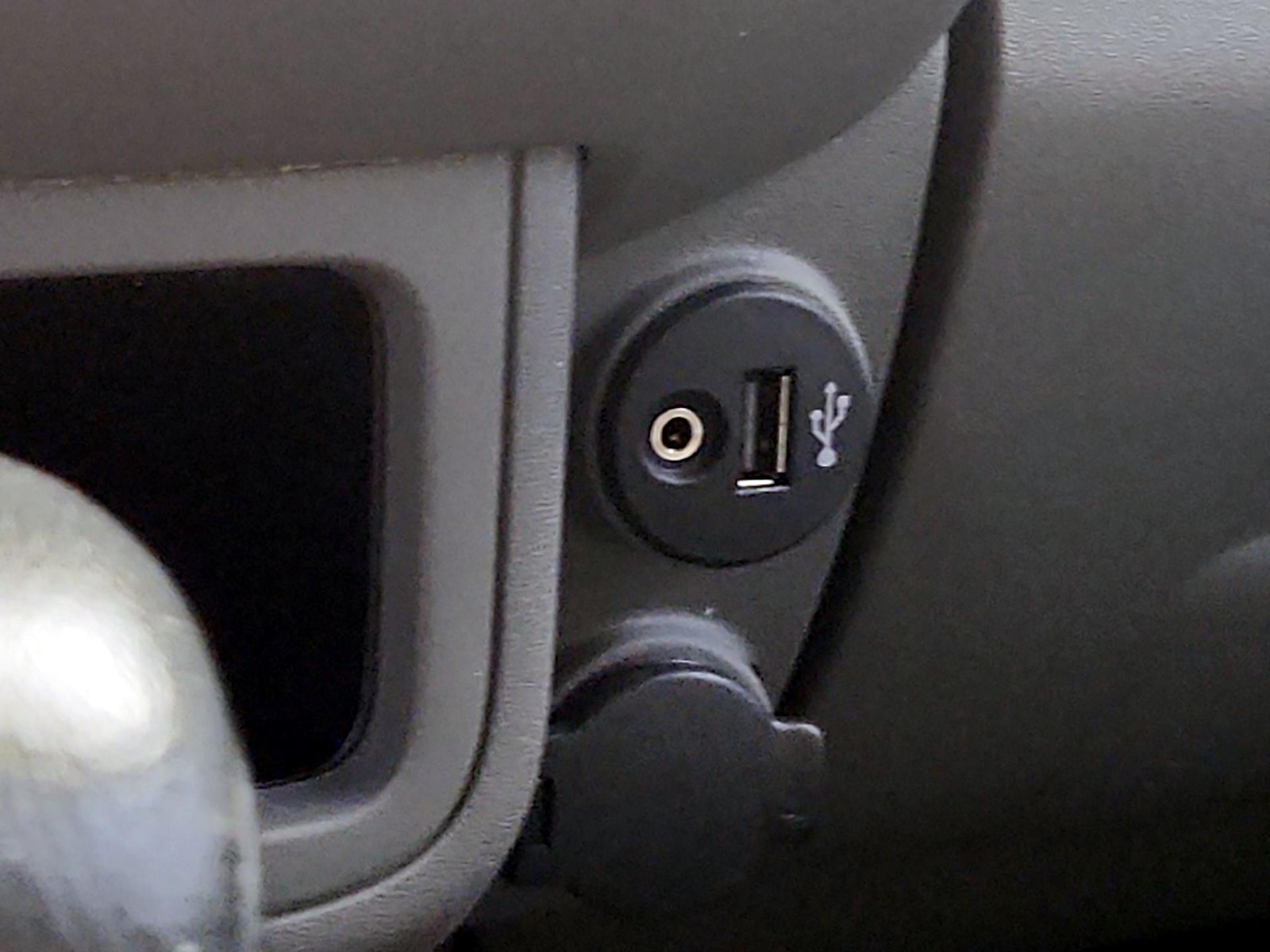 2021 Nissan Frontier SV - Photo 19
