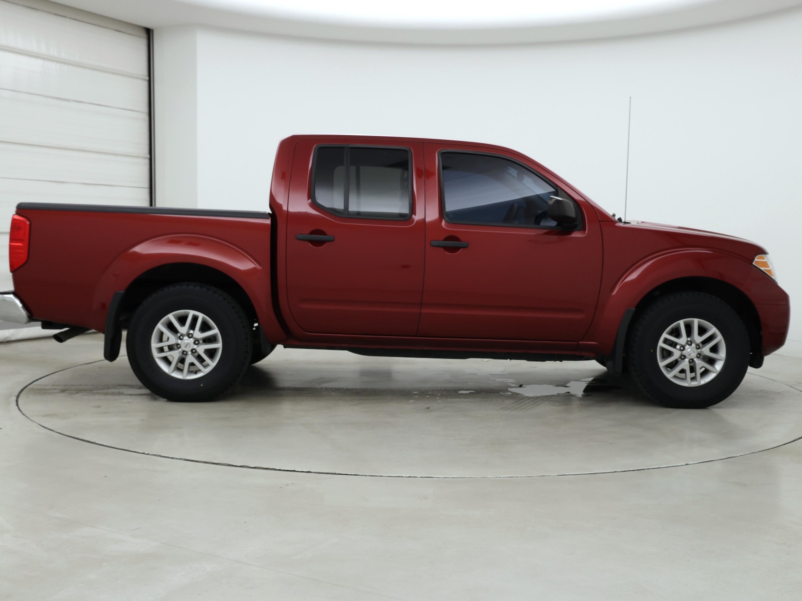 2021 Nissan Frontier SV - Photo 8