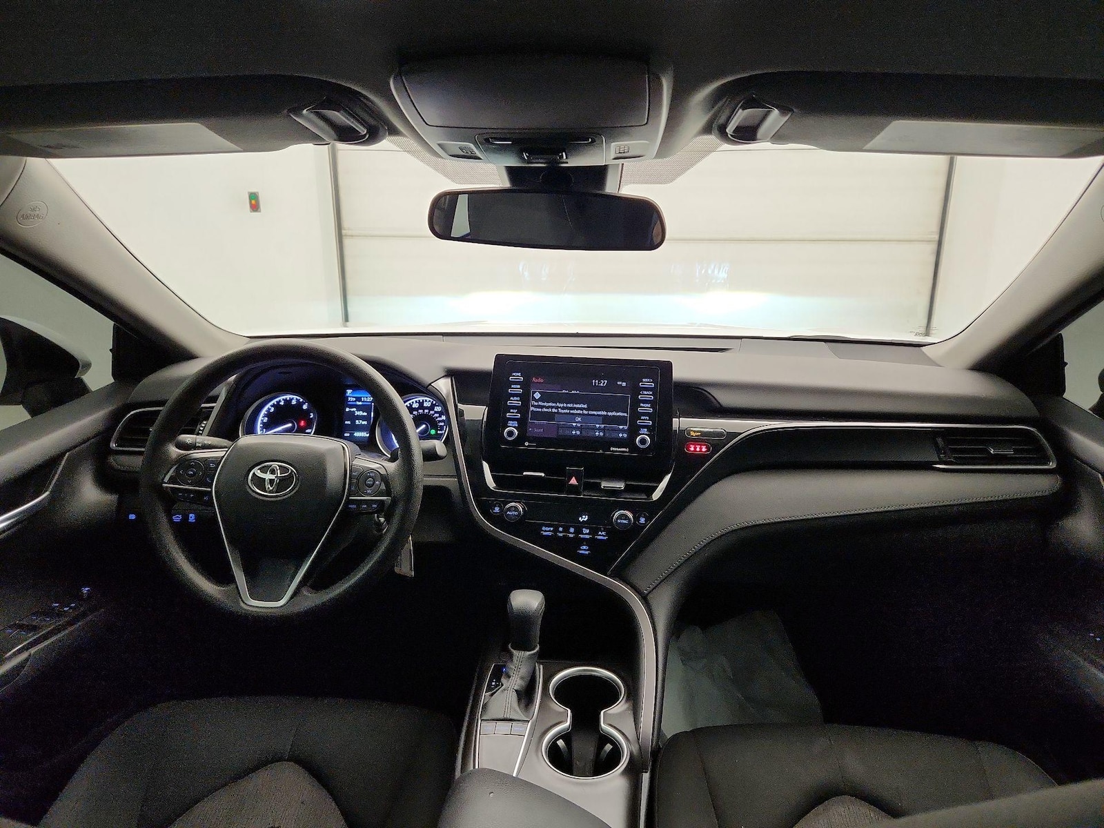2024 Toyota Camry LE - Photo 10