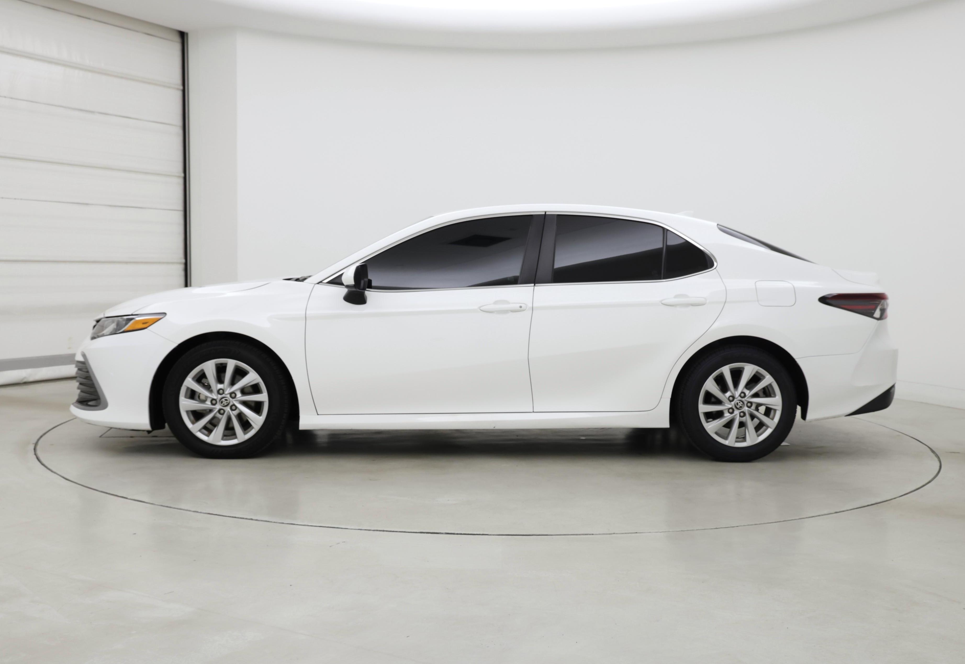 Thumbnail: 2024 Toyota Camry - 3