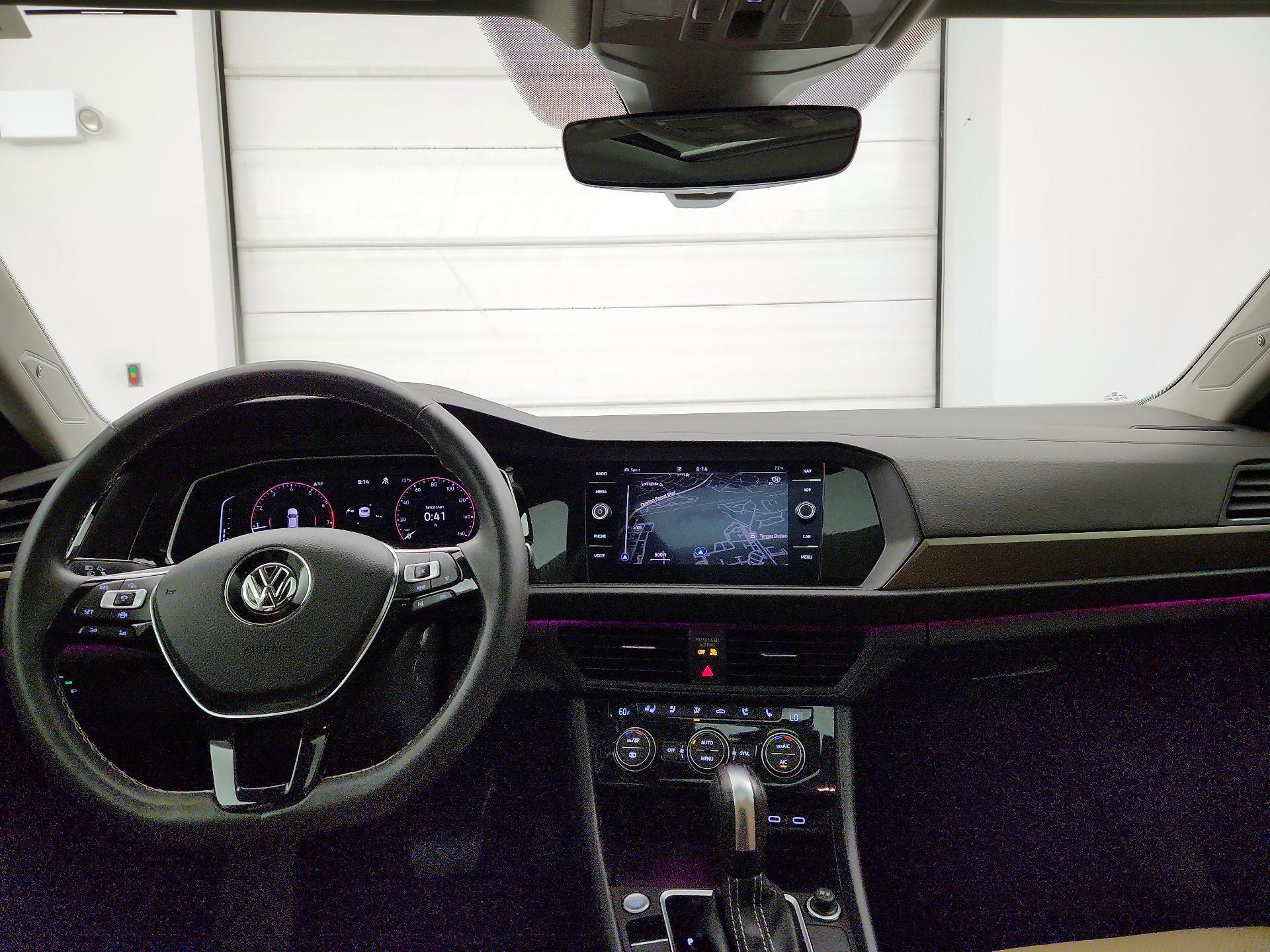 Thumbnail: 2021 Volkswagen Jetta - 9