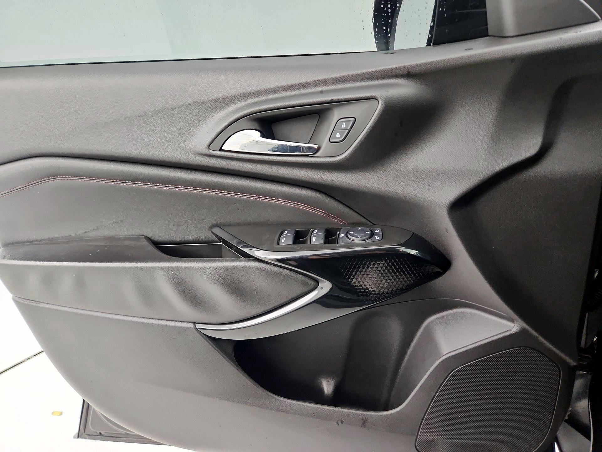 Thumbnail: 2025 Chevrolet Trax - 12
