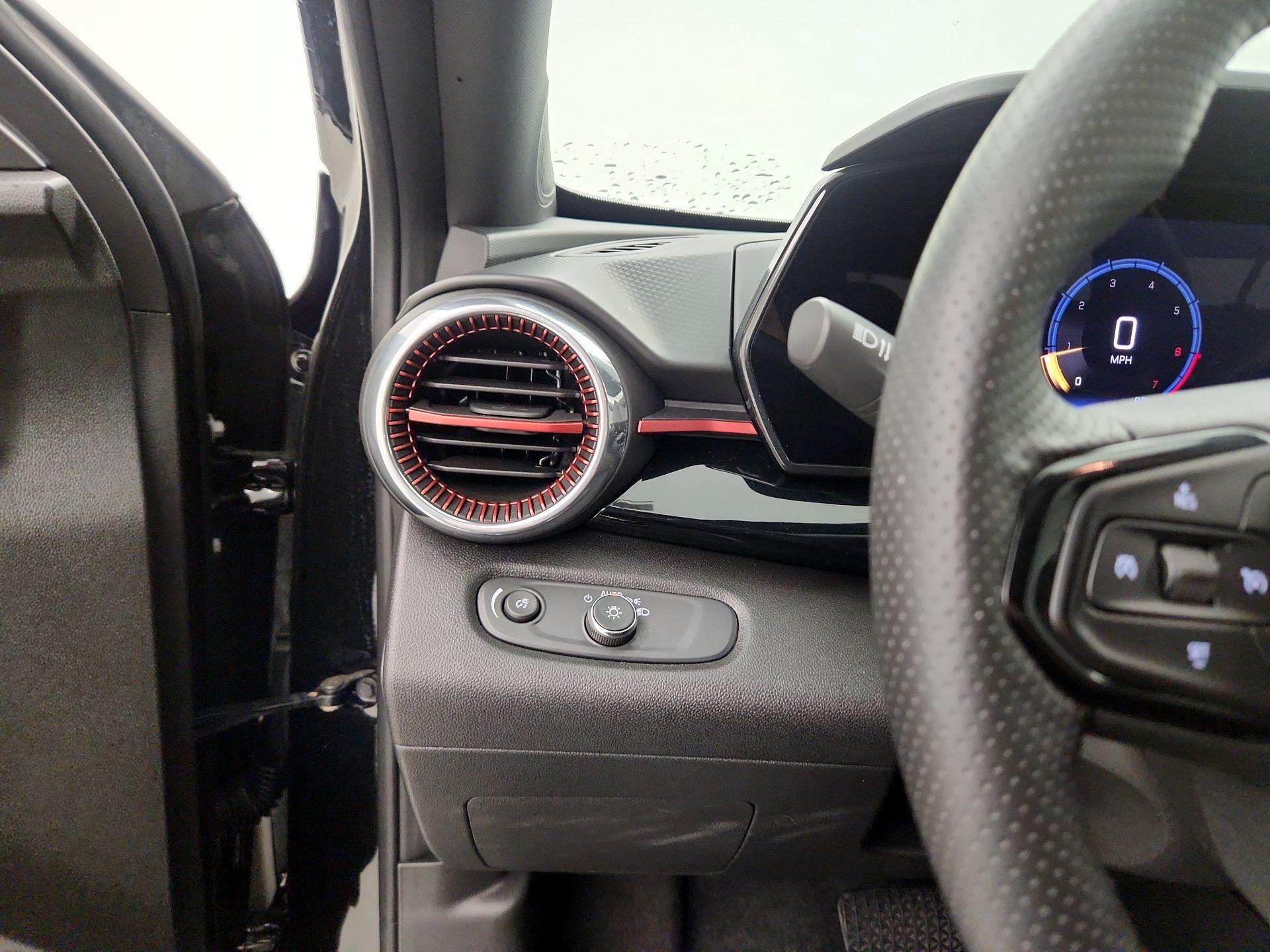 Thumbnail: 2025 Chevrolet Trax - 13