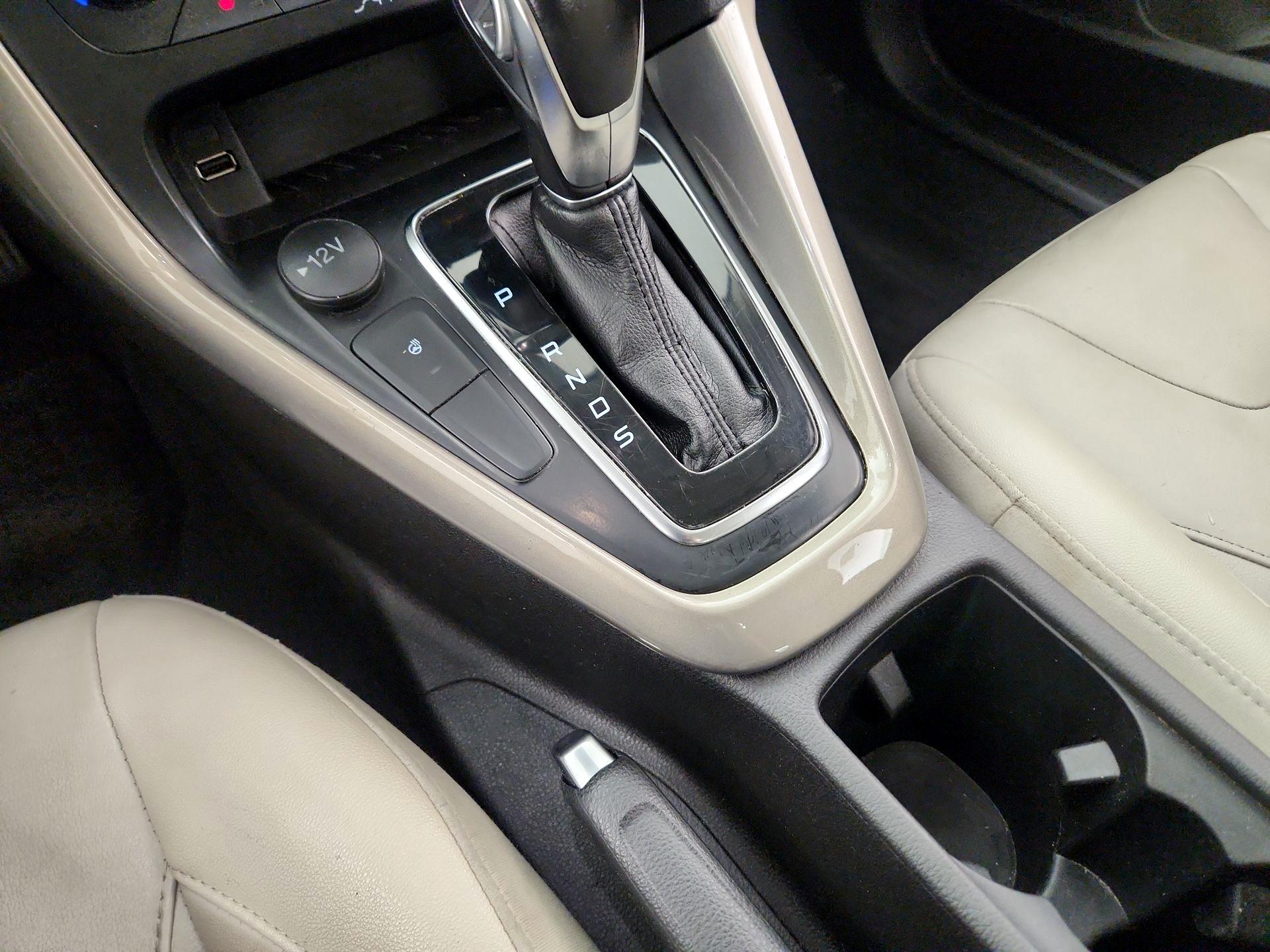 Thumbnail: 2018 Ford Focus - 18