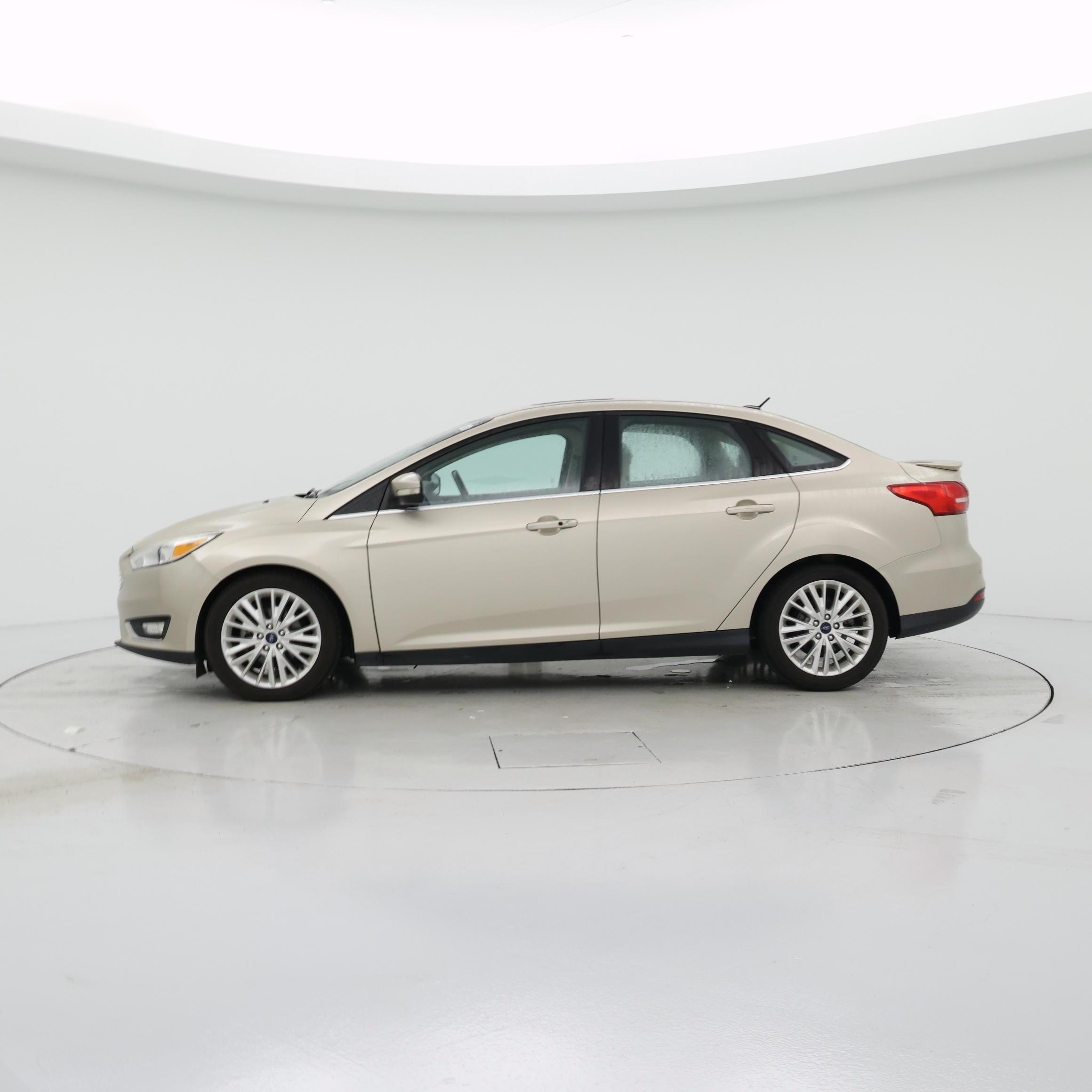 Thumbnail: 2018 Ford Focus - 3