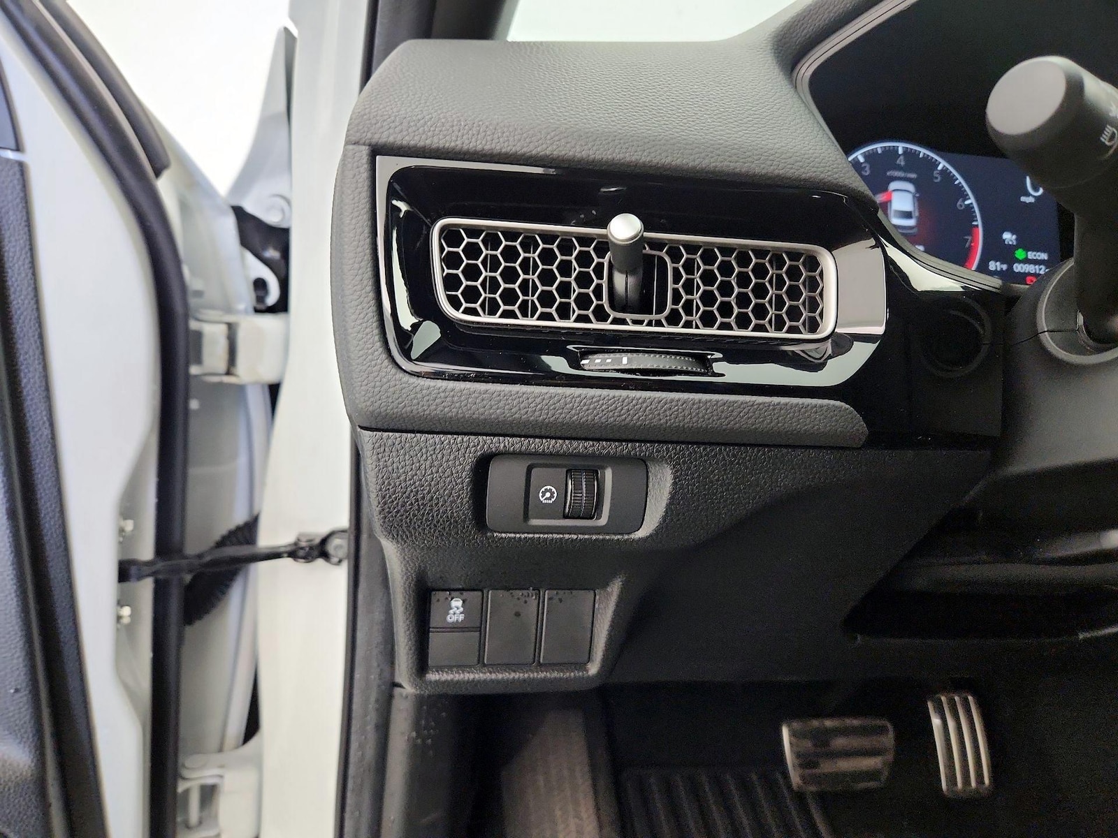 2026 Honda Civic Sport - Photo 14