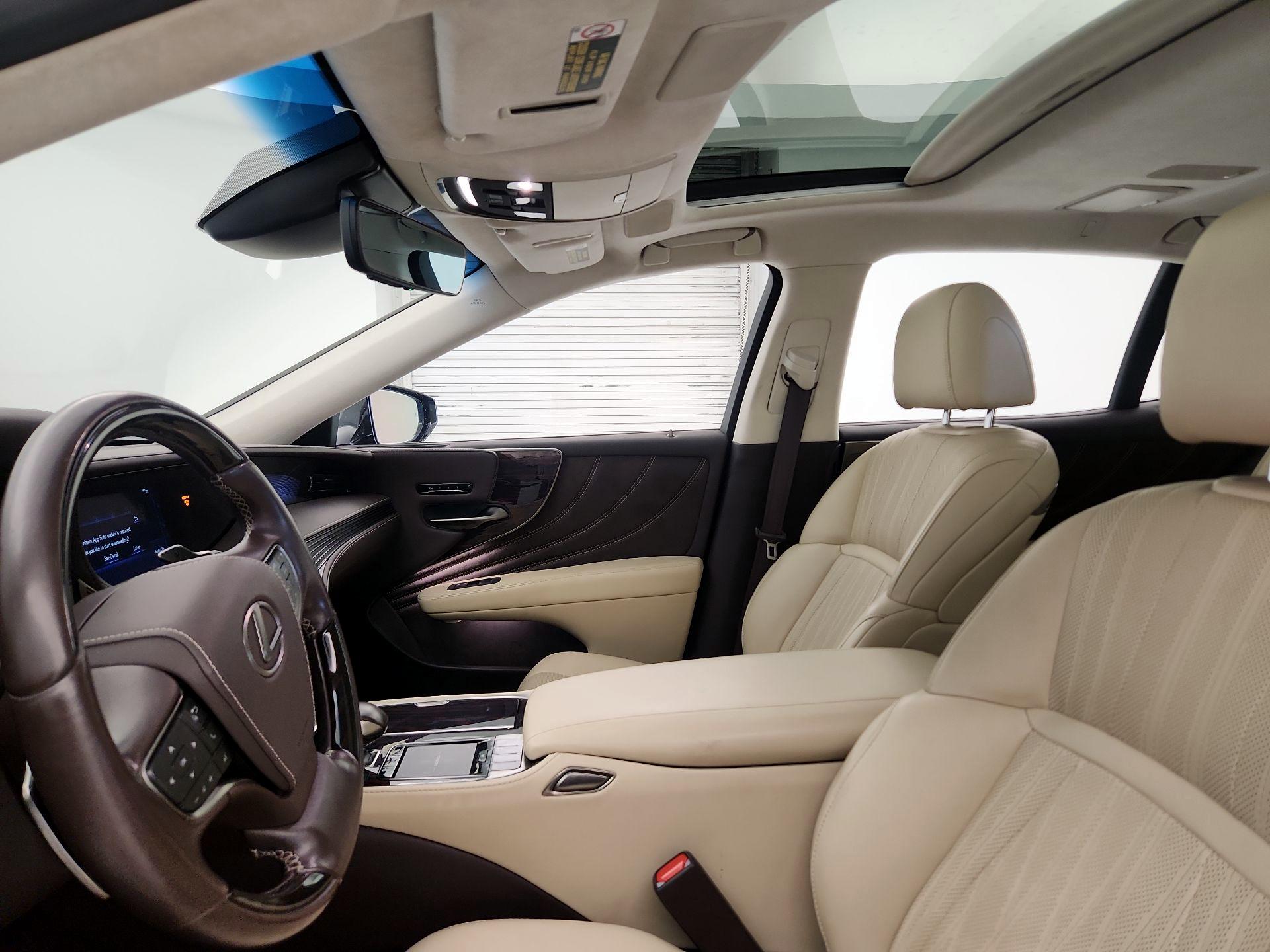 Thumbnail: 2019 Lexus LS - 11