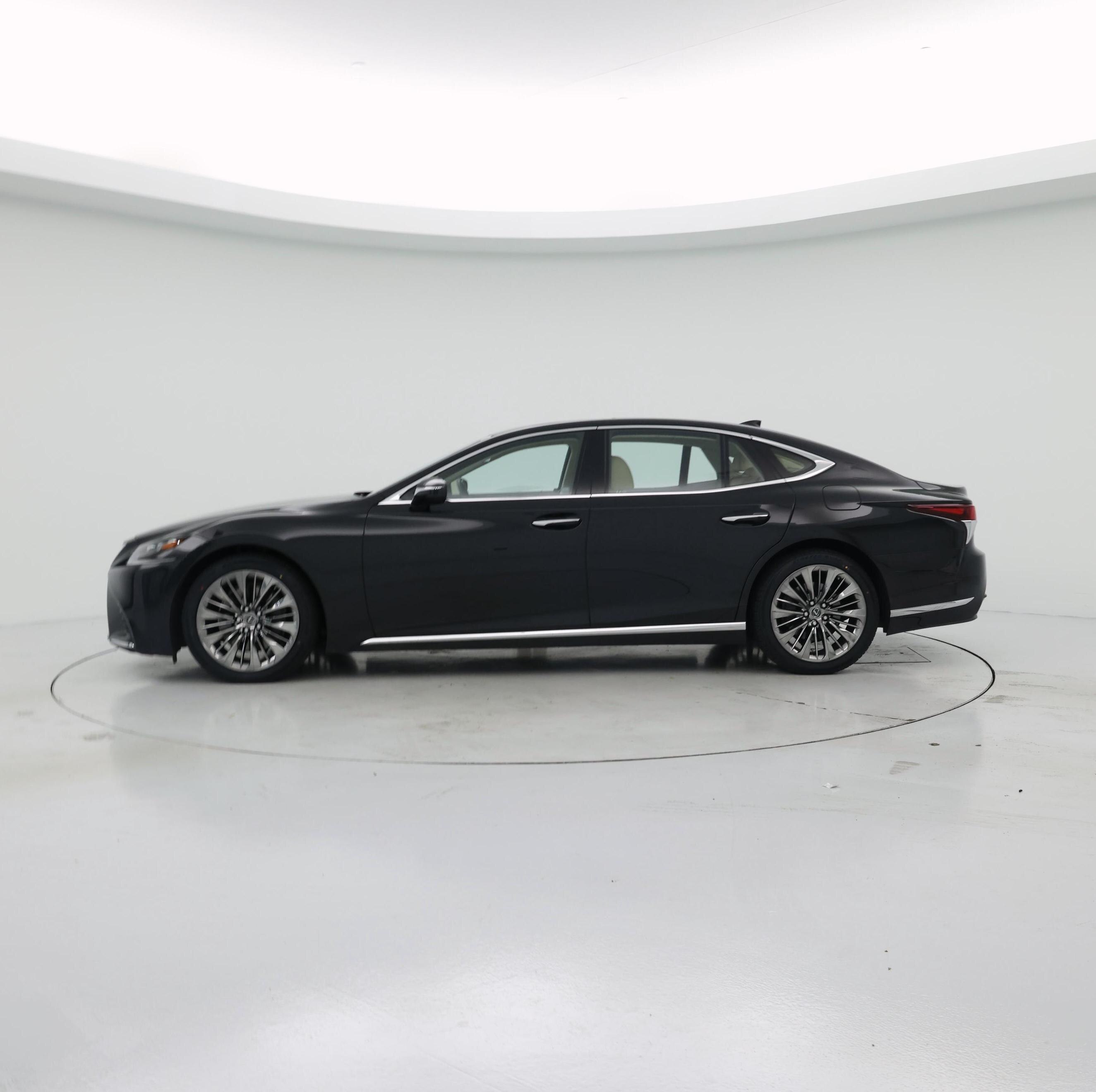 Thumbnail: 2019 Lexus LS - 3