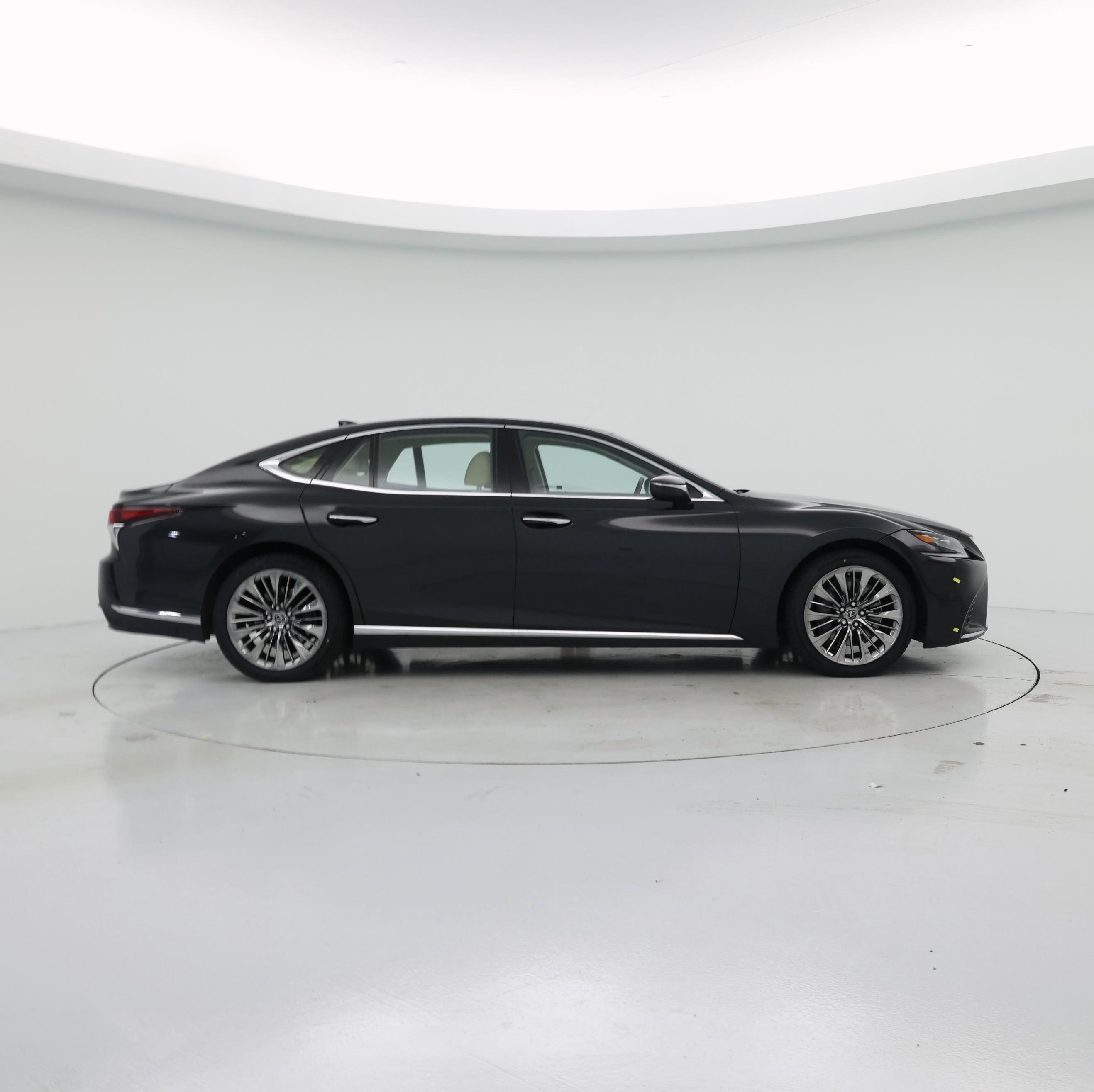 Thumbnail: 2019 Lexus LS - 7