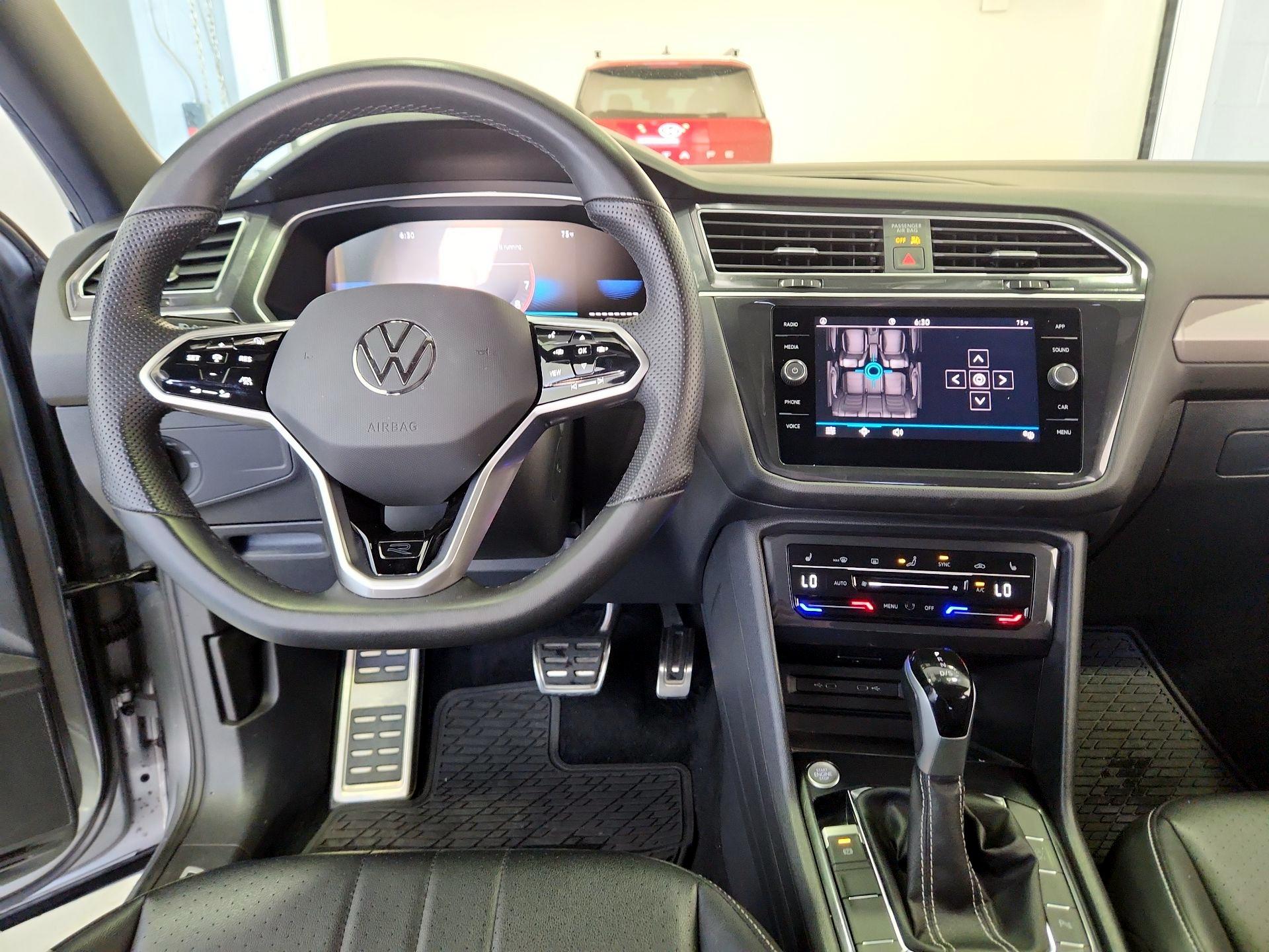 Thumbnail: 2024 Volkswagen Tiguan - 9