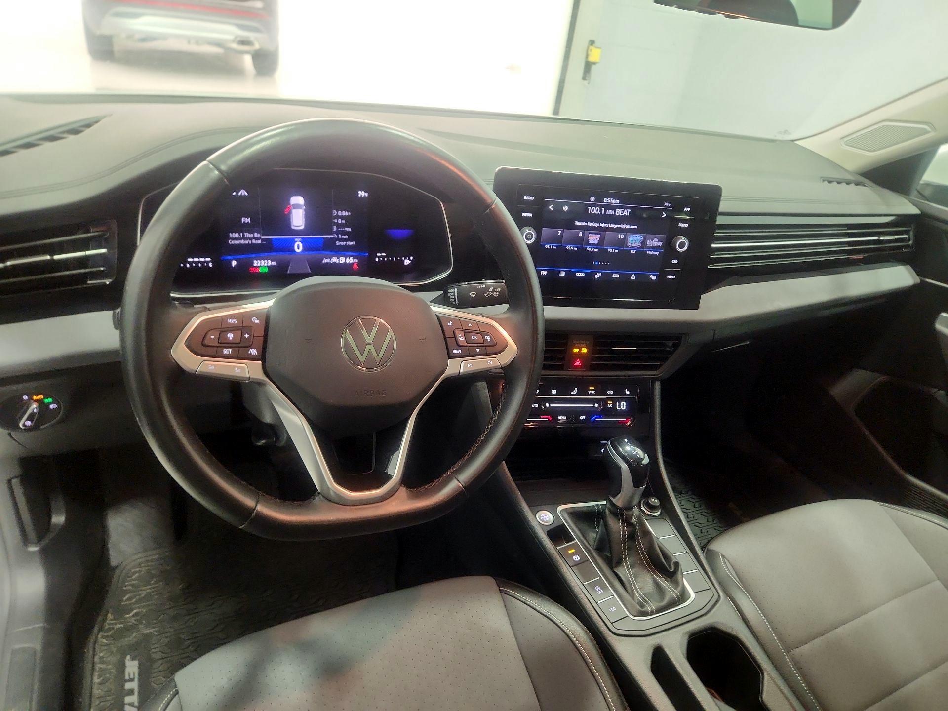Thumbnail: 2025 Volkswagen Jetta - 9