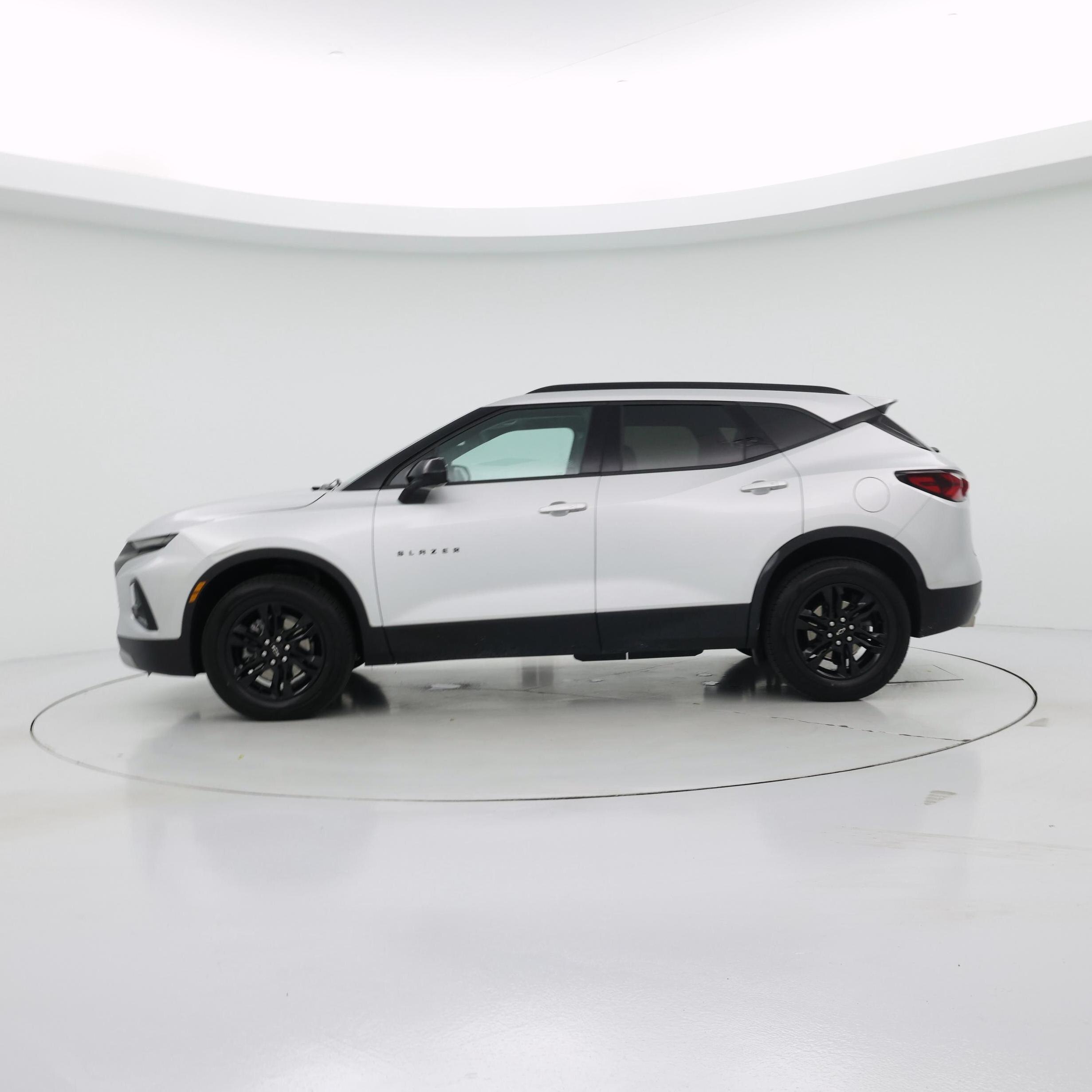Thumbnail: 2021 Chevrolet Blazer - 3