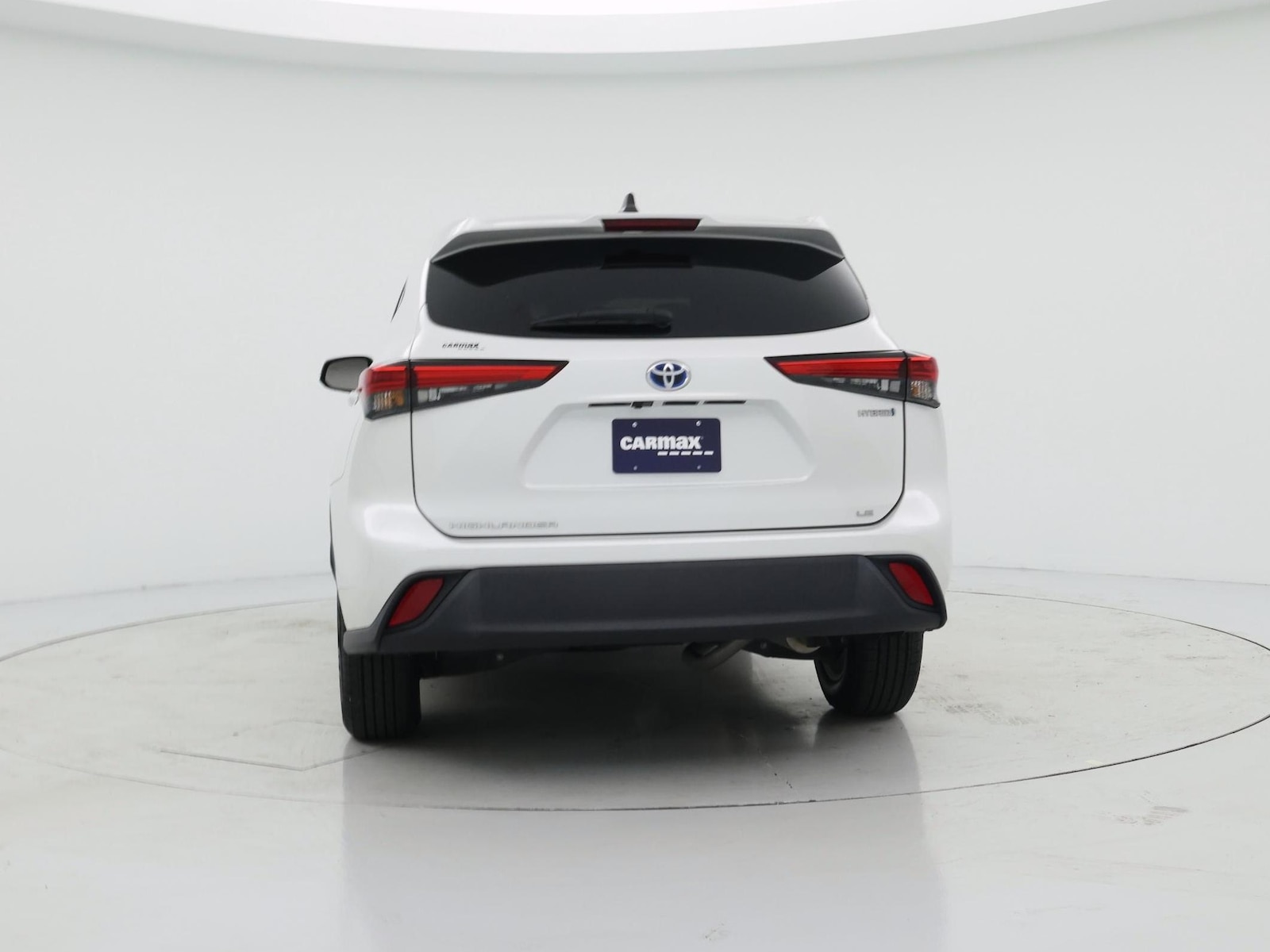 2023 Toyota Highlander LE - Photo 7