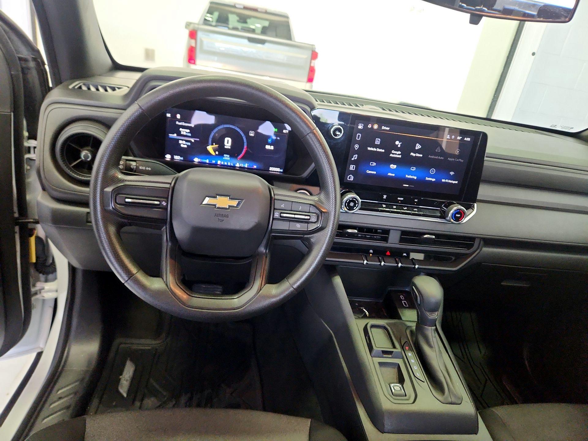 Thumbnail: 2024 Chevrolet Colorado - 9