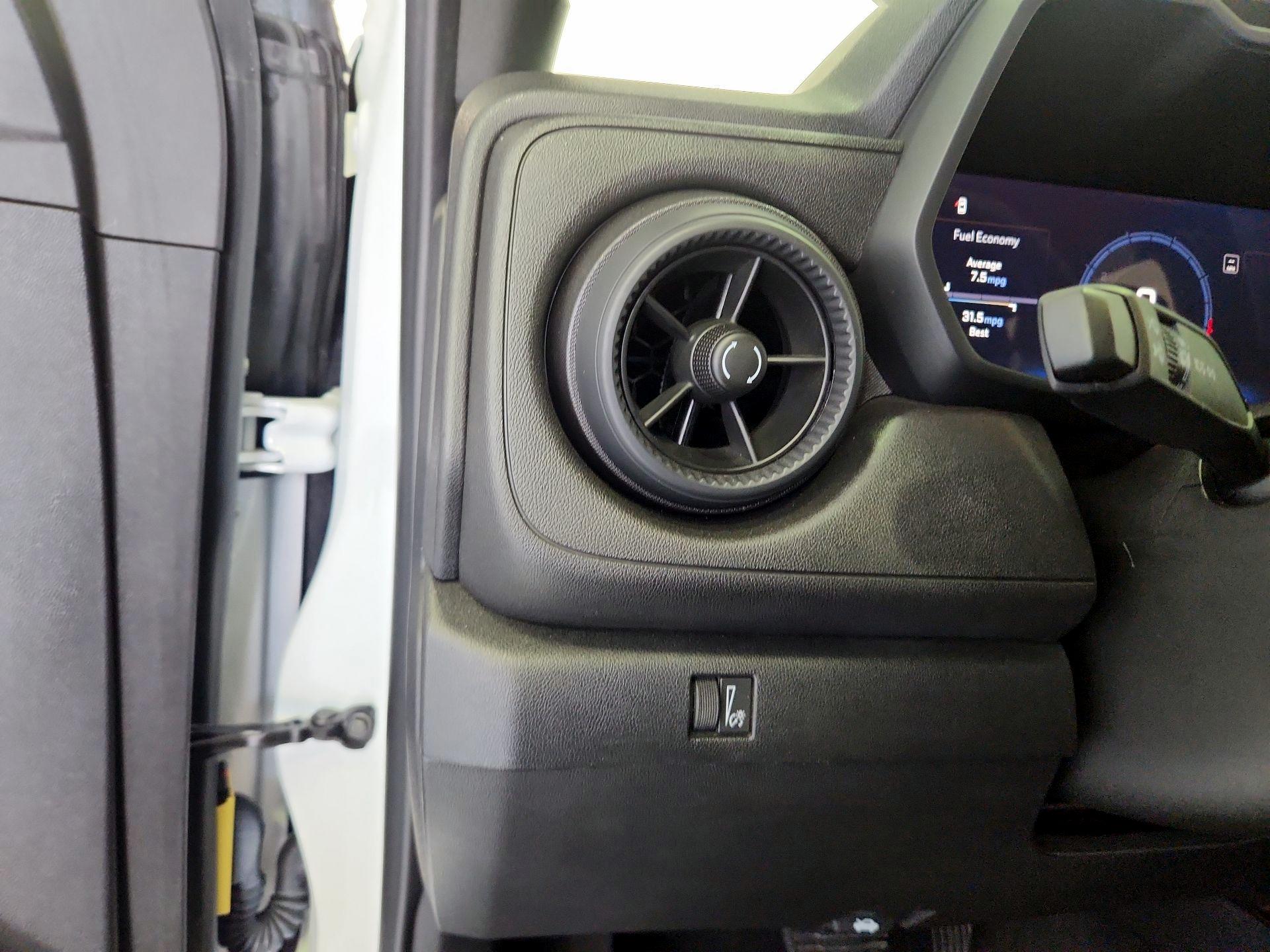 Thumbnail: 2024 Chevrolet Colorado - 13