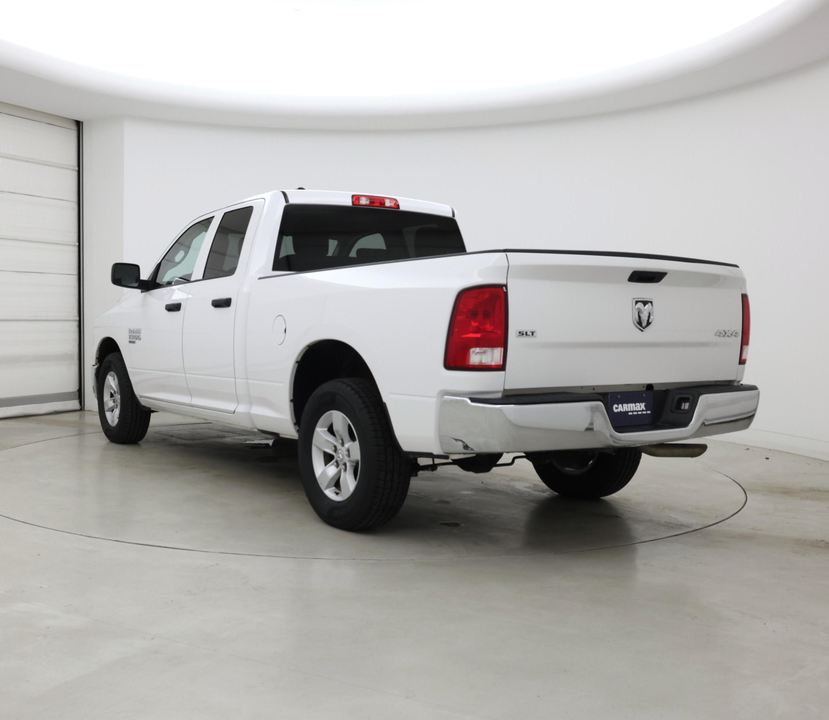 Thumbnail: 2024 RAM 1500 Classic - 2