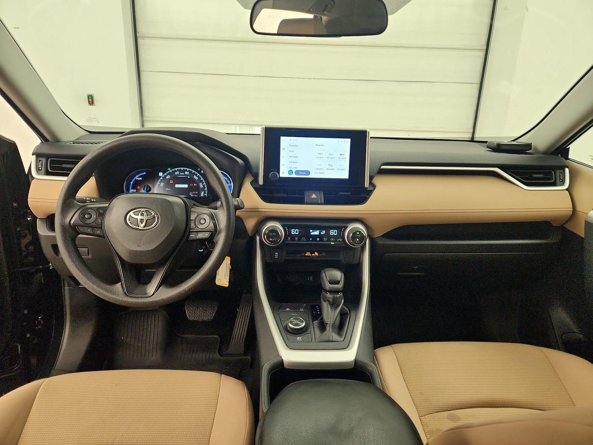 Thumbnail: 2024 Toyota RAV4 - 9