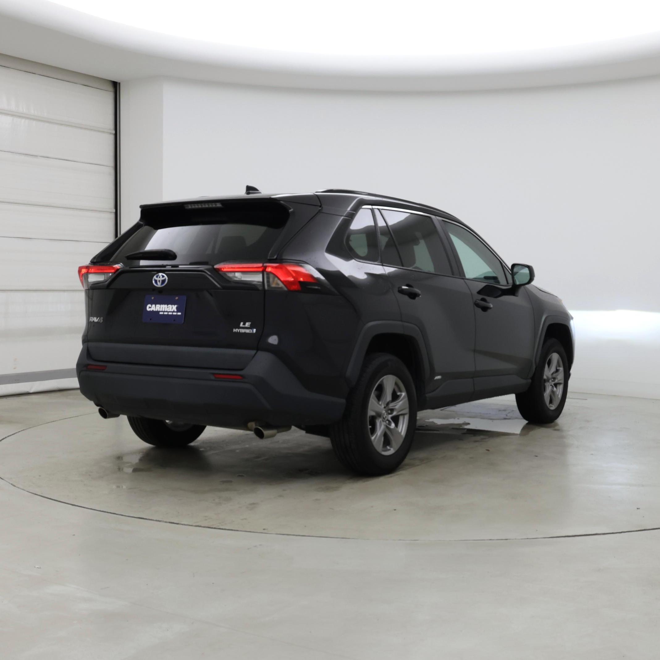 Thumbnail: 2024 Toyota RAV4 - 8