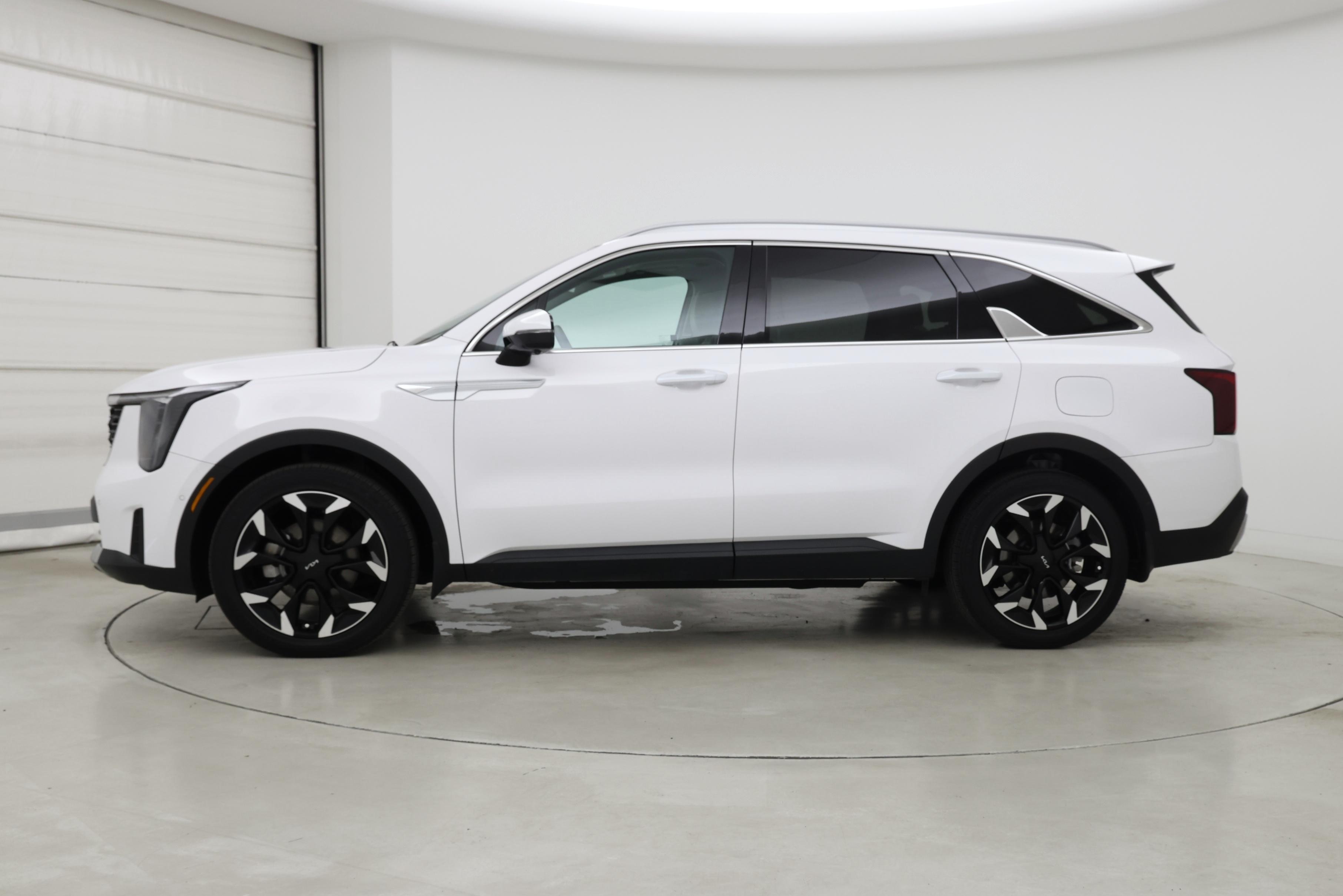 Thumbnail: 2025 Kia Sorento - 3
