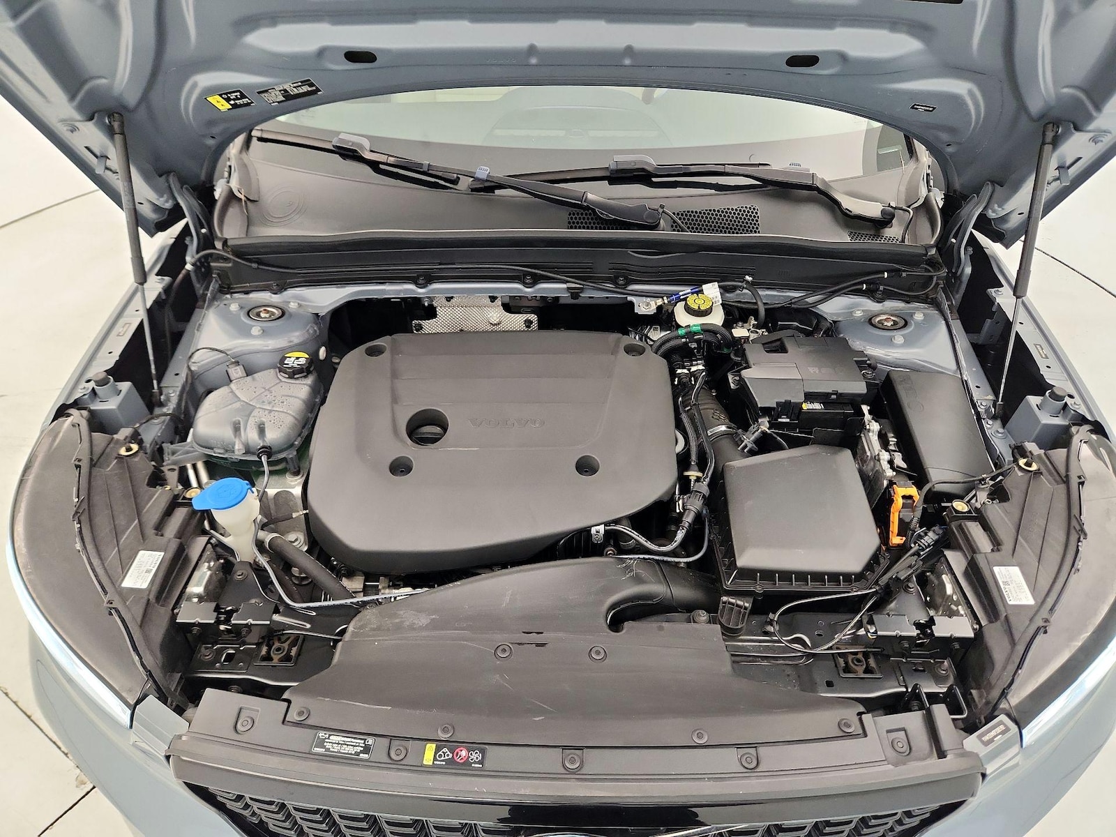 2023 Volvo XC40 Ultimate - Photo 23