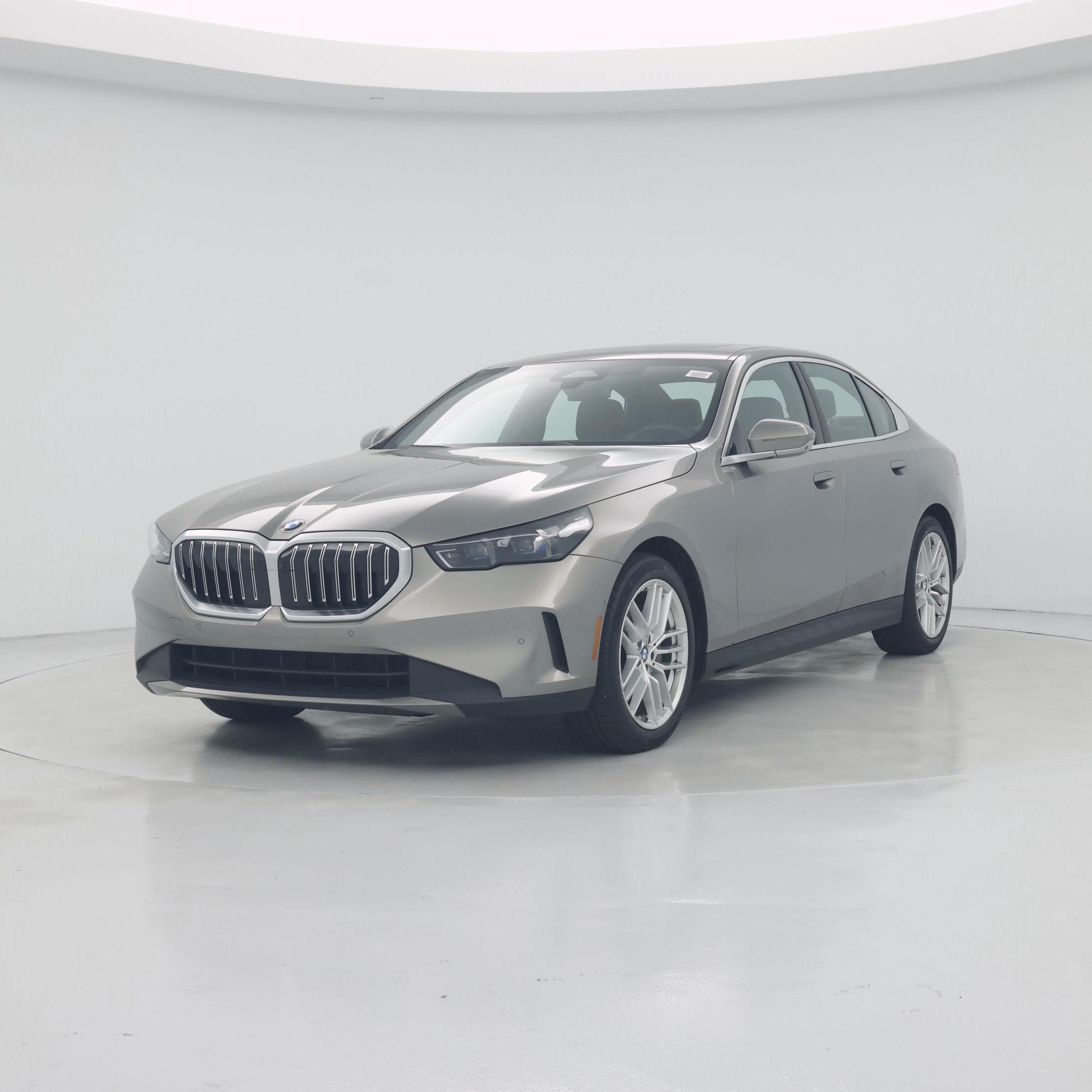 Thumbnail: 2024 BMW 5 Series - 4