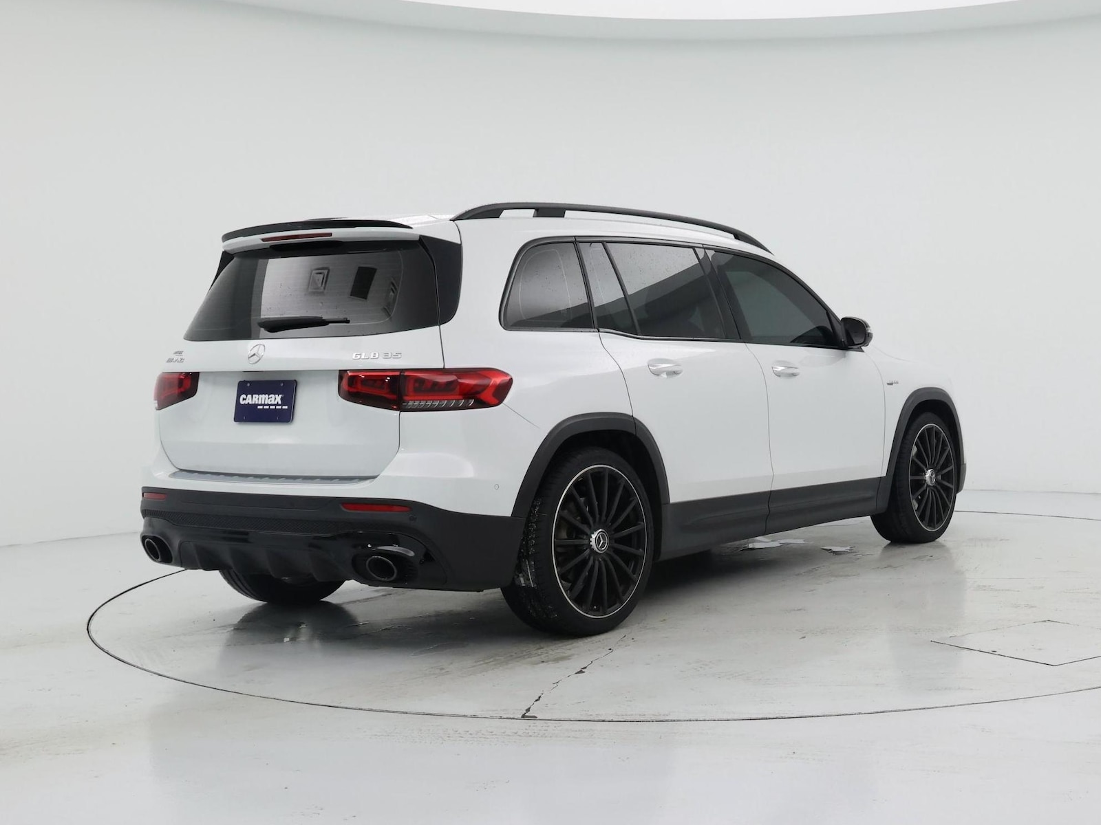 2021 Mercedes-Benz GLB AMG GLB35 - Photo 9