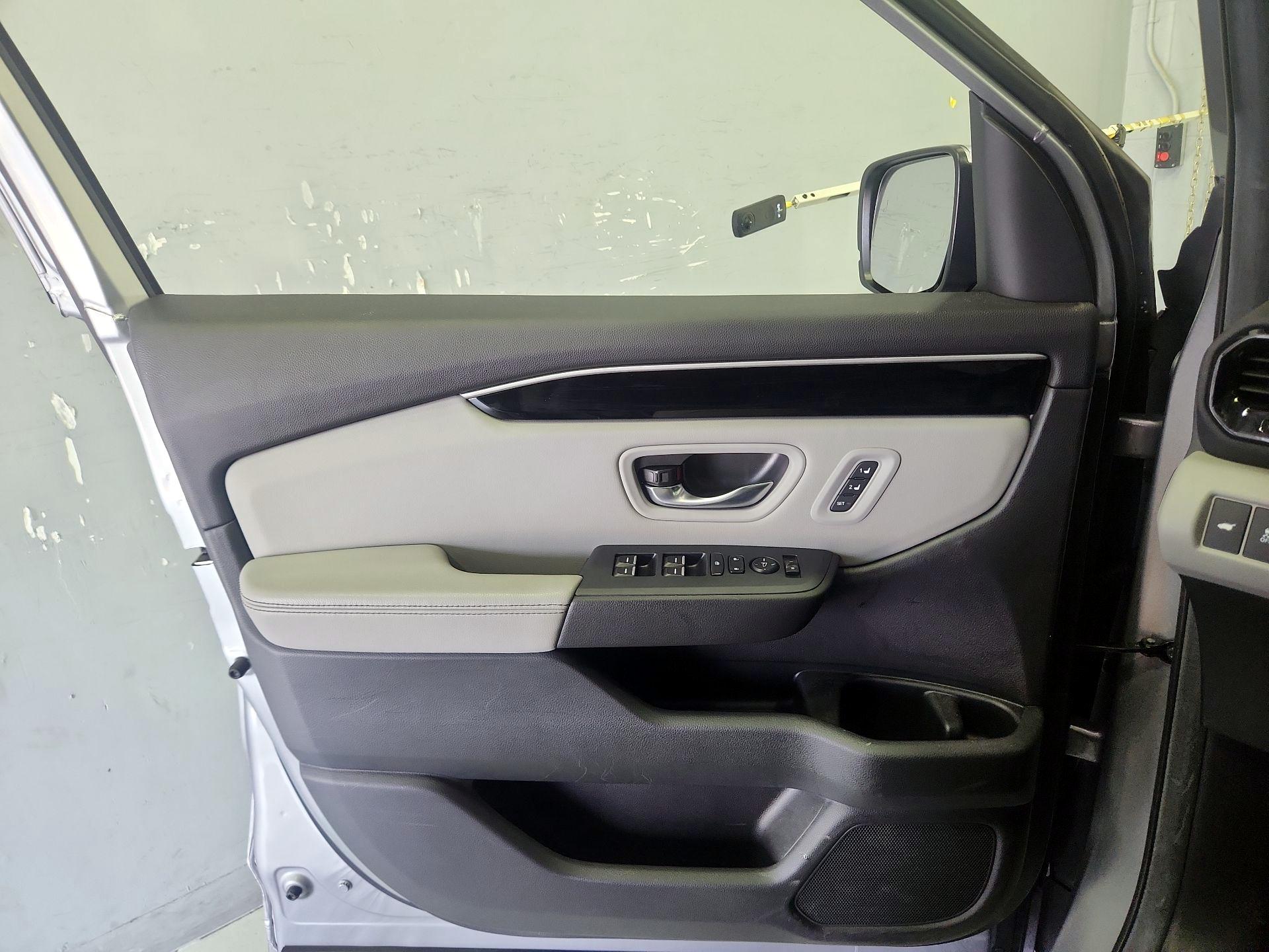 Thumbnail: 2025 Honda Pilot - 12
