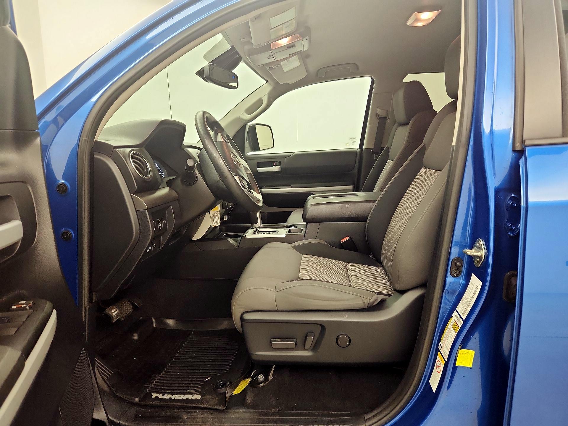 Thumbnail: 2018 Toyota Tundra - 11