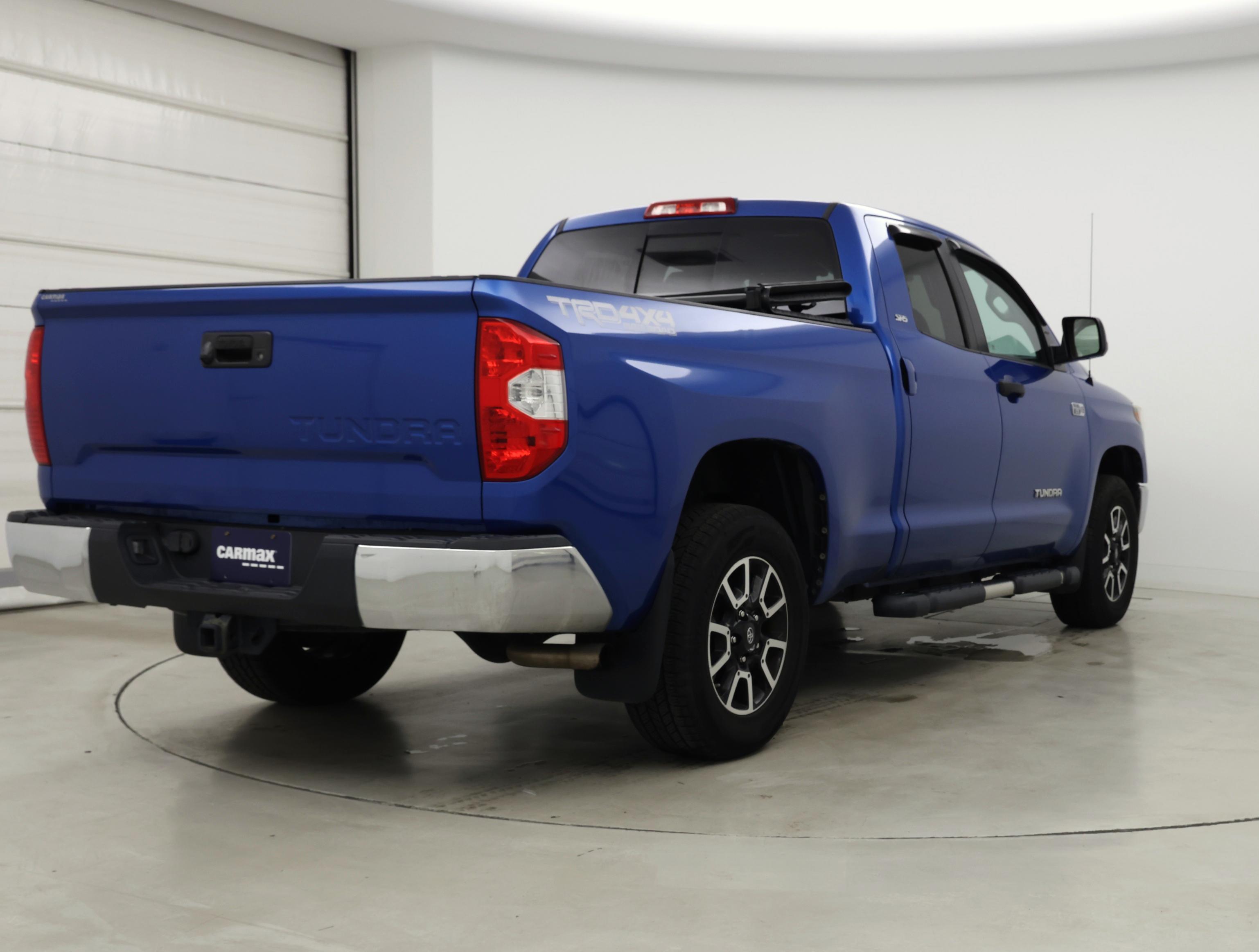 Thumbnail: 2018 Toyota Tundra - 8