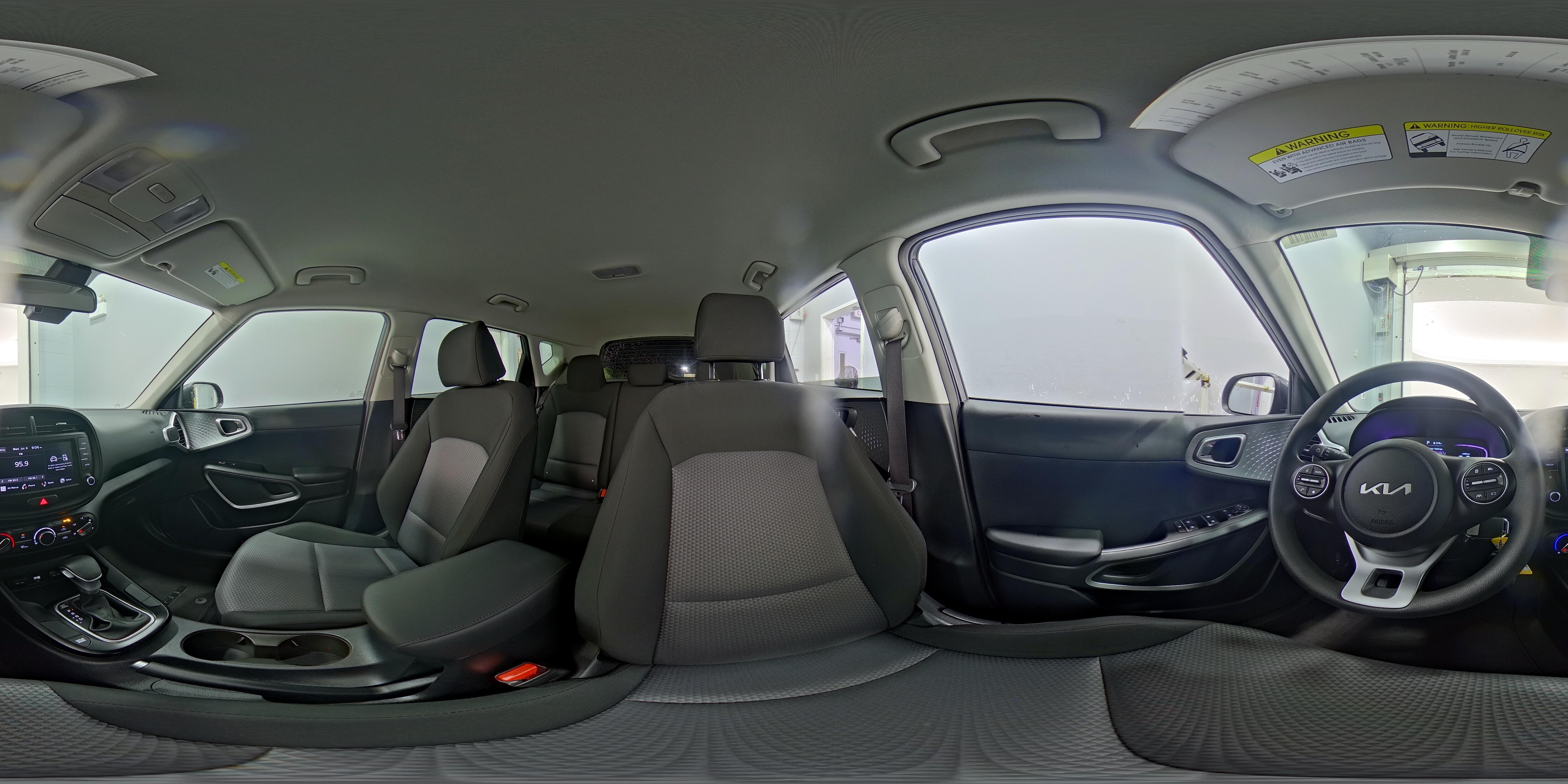 2025 Kia Soul LX - Photo 26