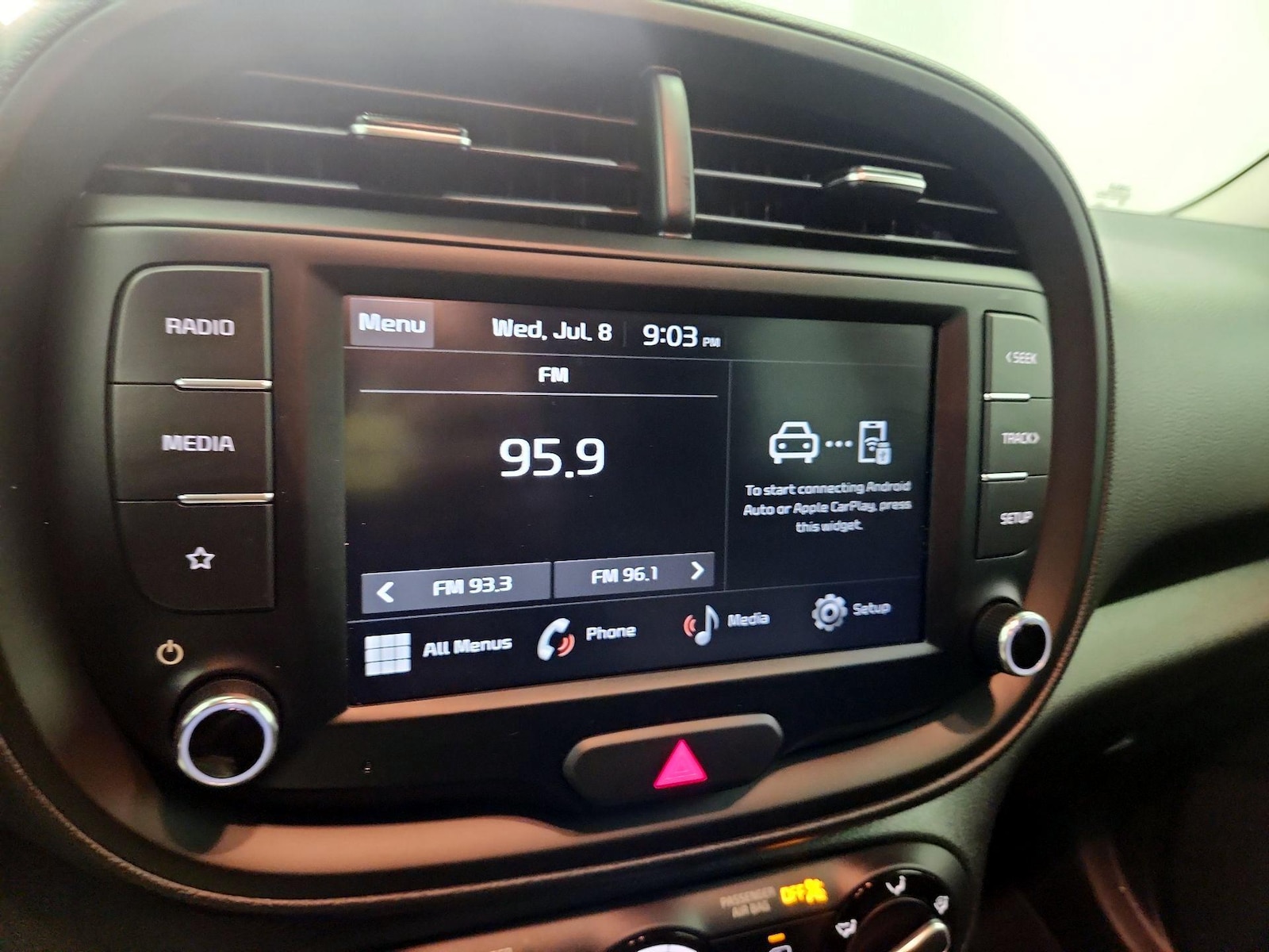 2025 Kia Soul LX - Photo 16