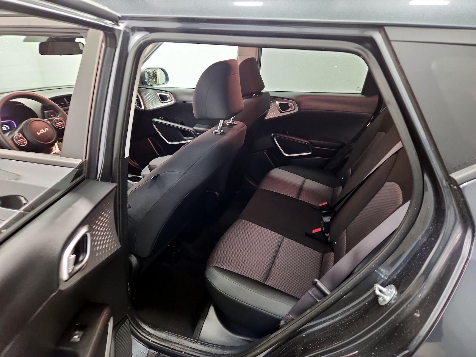 2025 Kia Soul LX - Photo 20