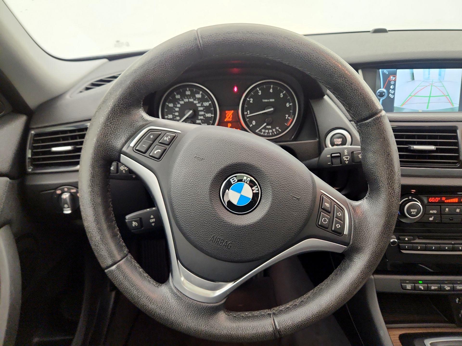 Thumbnail: 2015 BMW X1 - 10