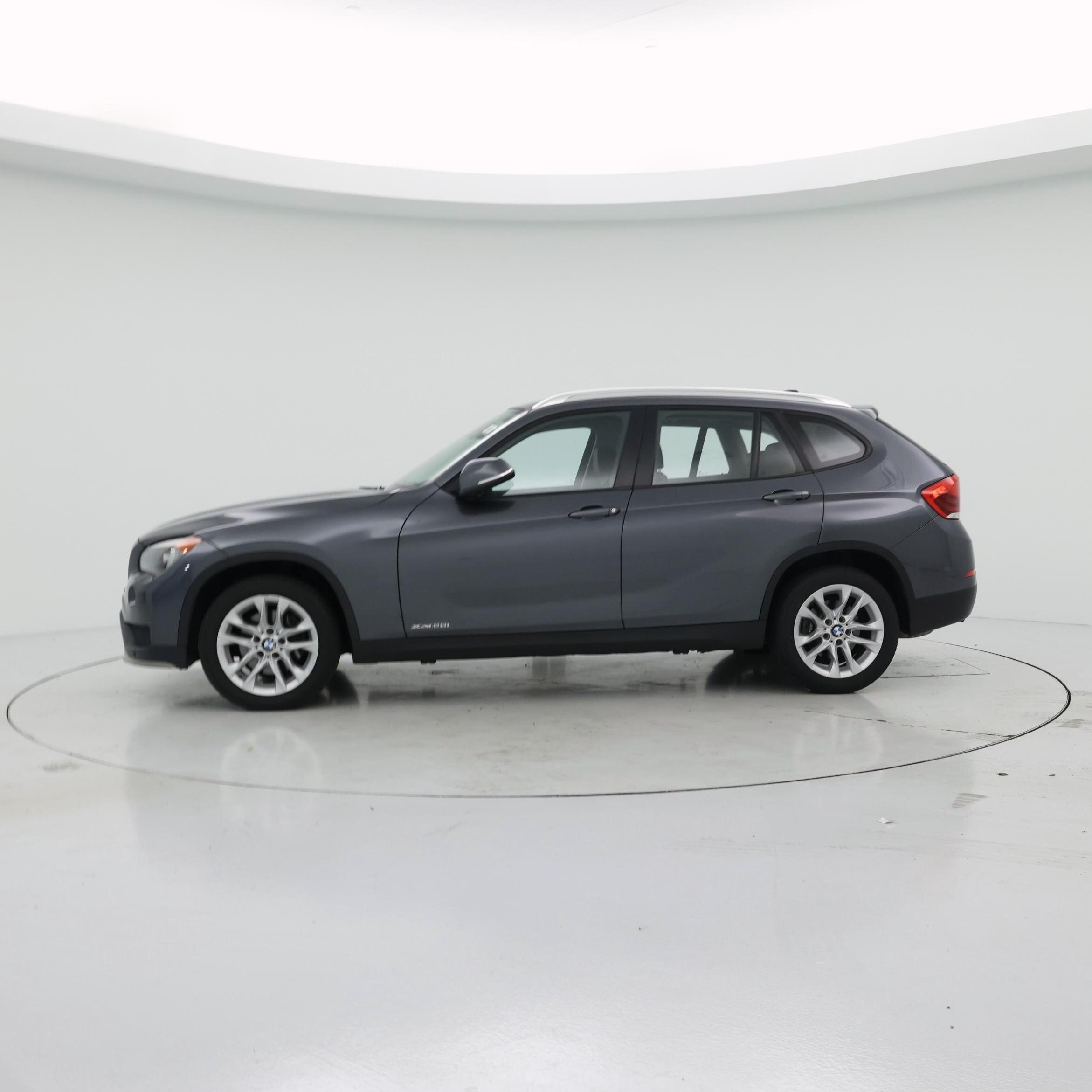 Thumbnail: 2015 BMW X1 - 3
