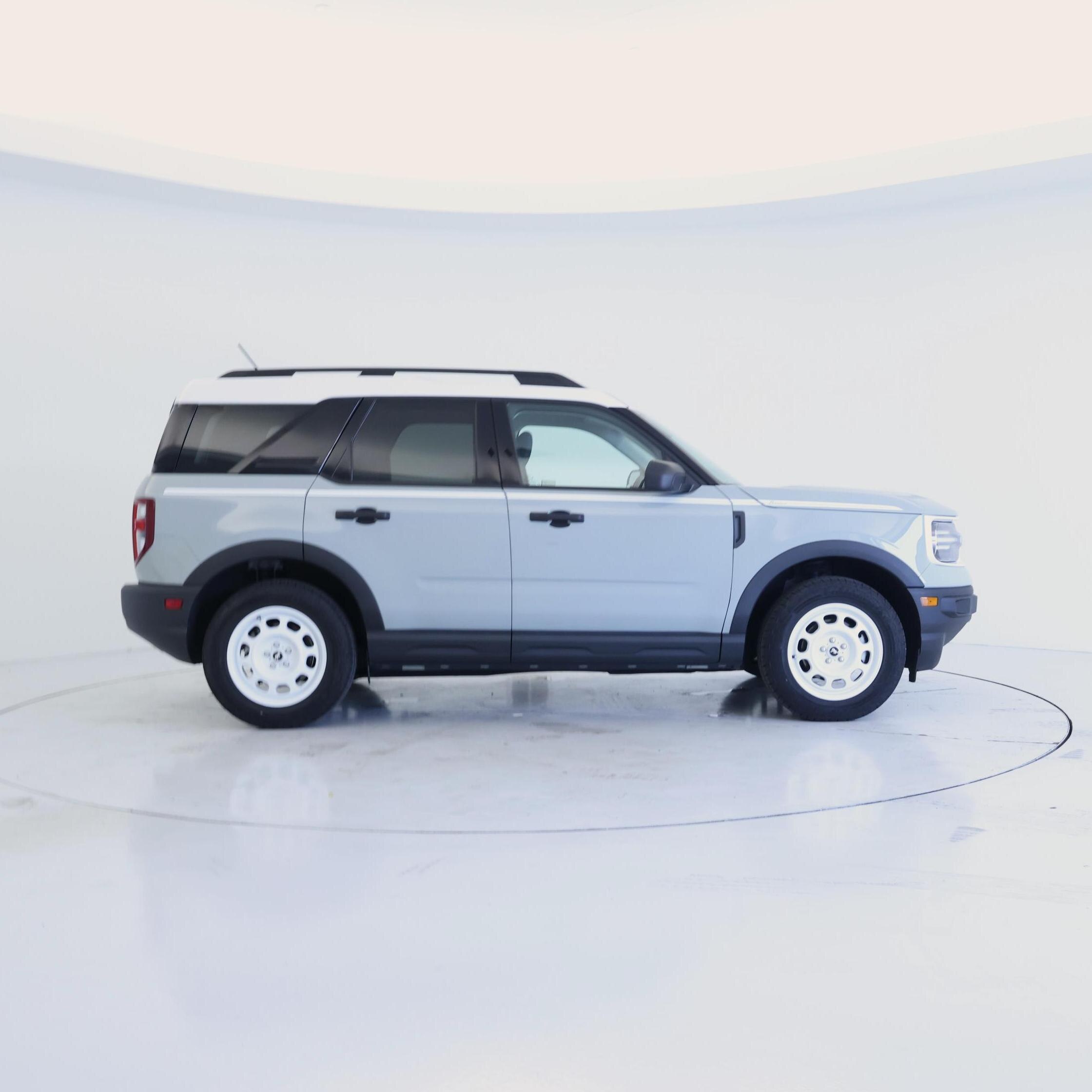 Thumbnail: 2023 Ford Bronco Sport - 7