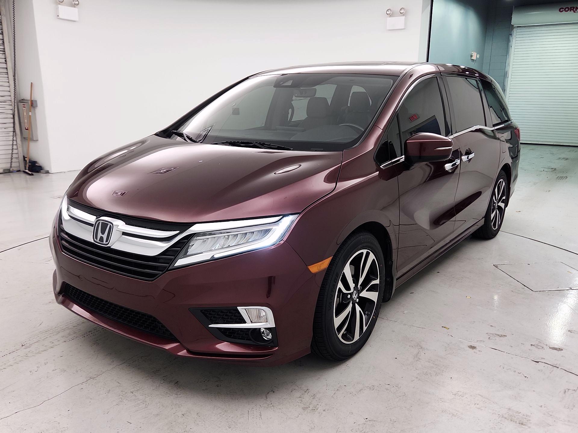 Thumbnail: 2019 Honda Odyssey - 3